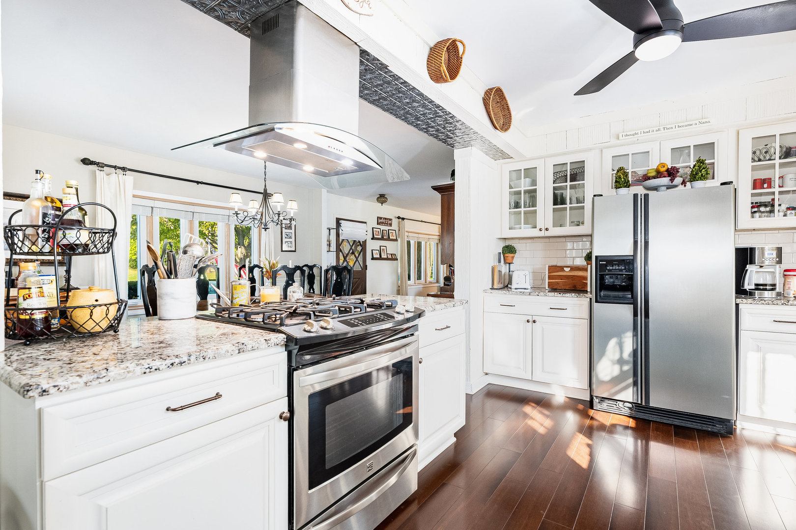 4S365 Meadow Road, Naperville, IL 60563