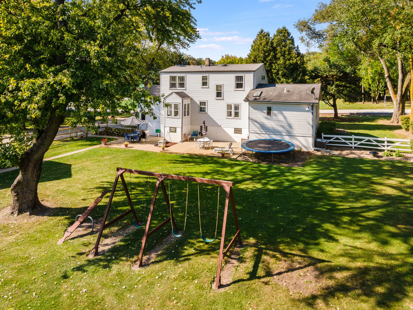 4S365 Meadow Road, Naperville, IL 60563