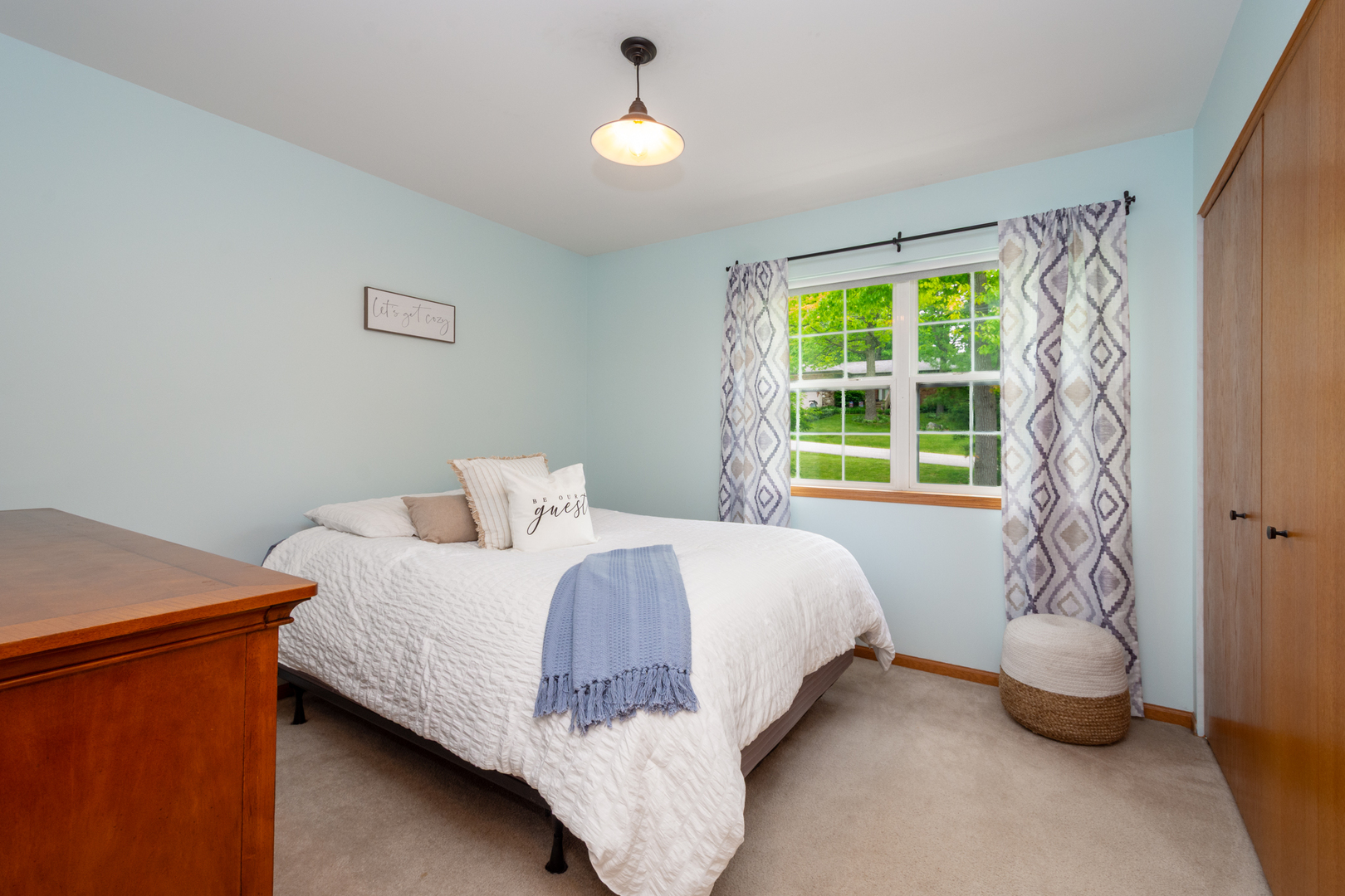 6809 Normandy Drive, Spring Grove, IL 60081