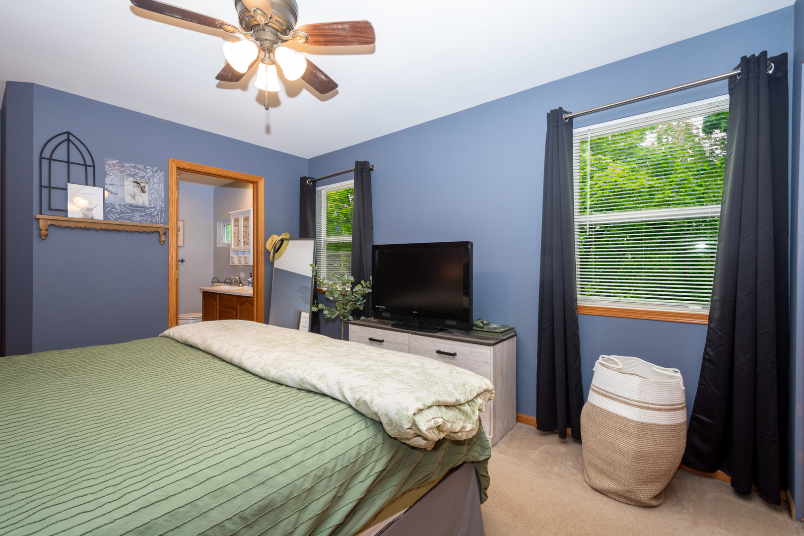 6809 Normandy Drive, Spring Grove, IL 60081