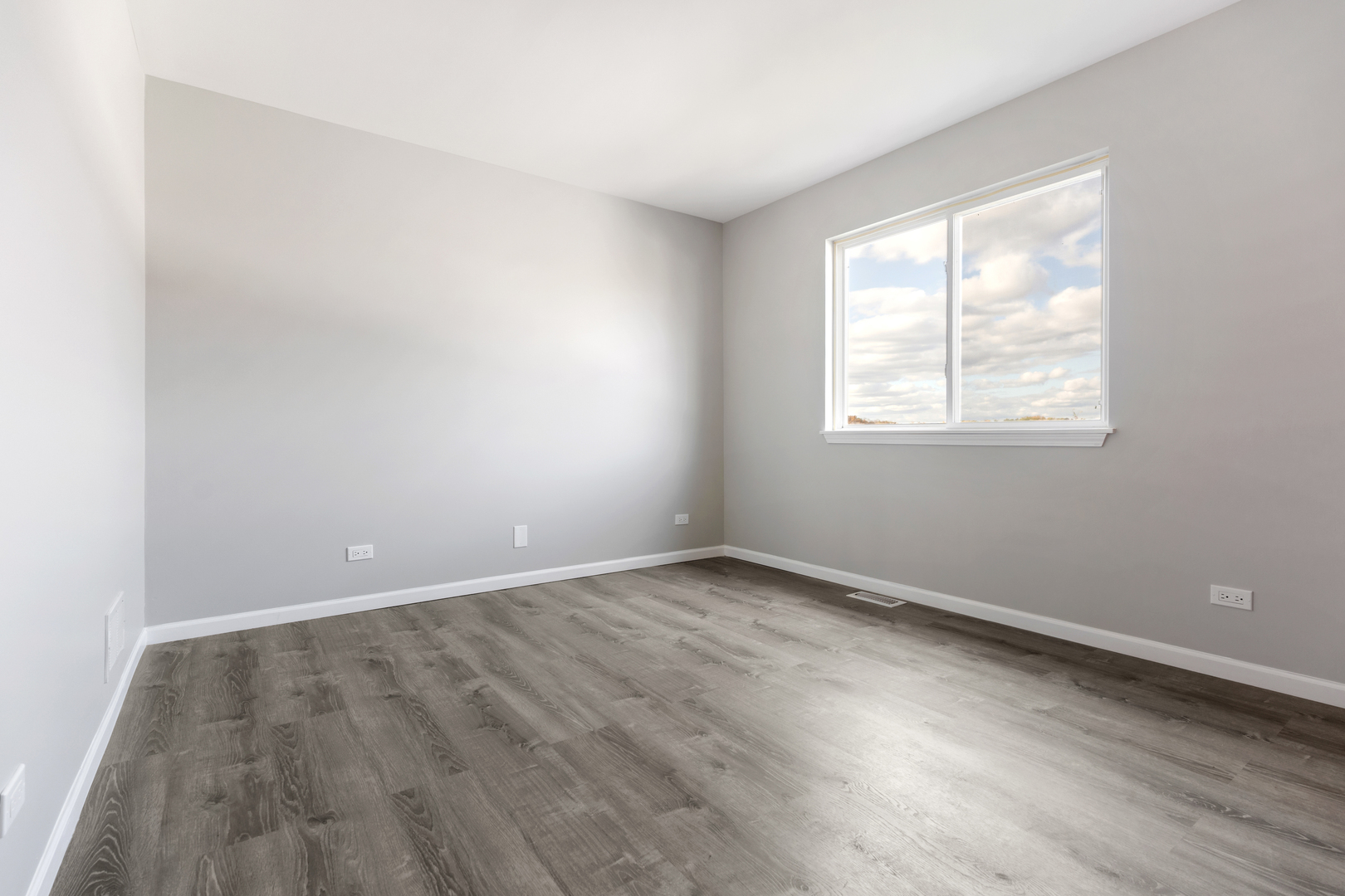 870 Black Cherry Lane, Round Lake Heights, IL 60073