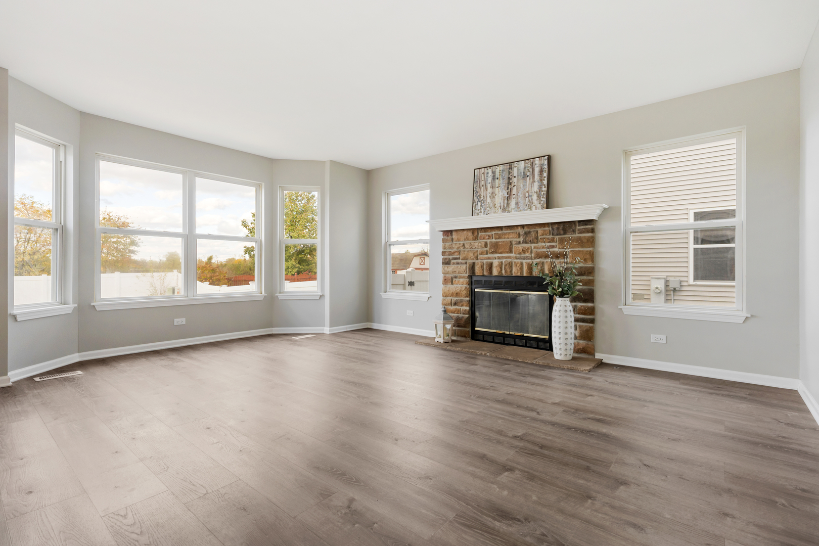 870 Black Cherry Lane, Round Lake Heights, IL 60073