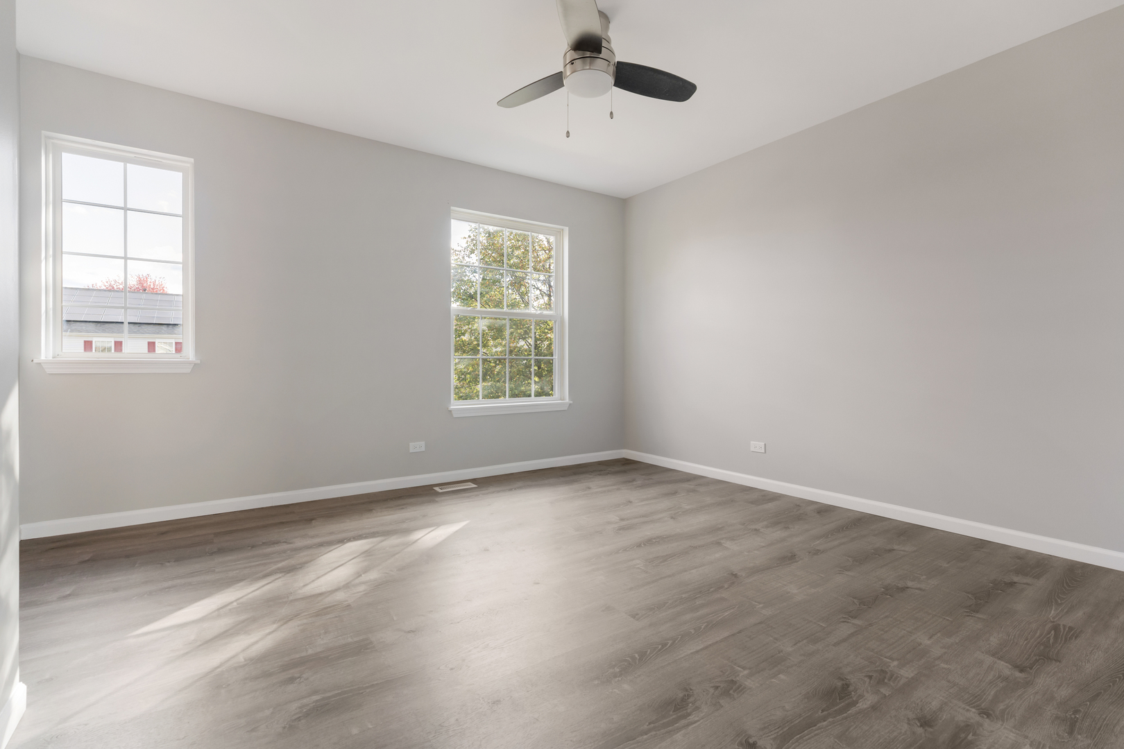 870 Black Cherry Lane, Round Lake Heights, IL 60073