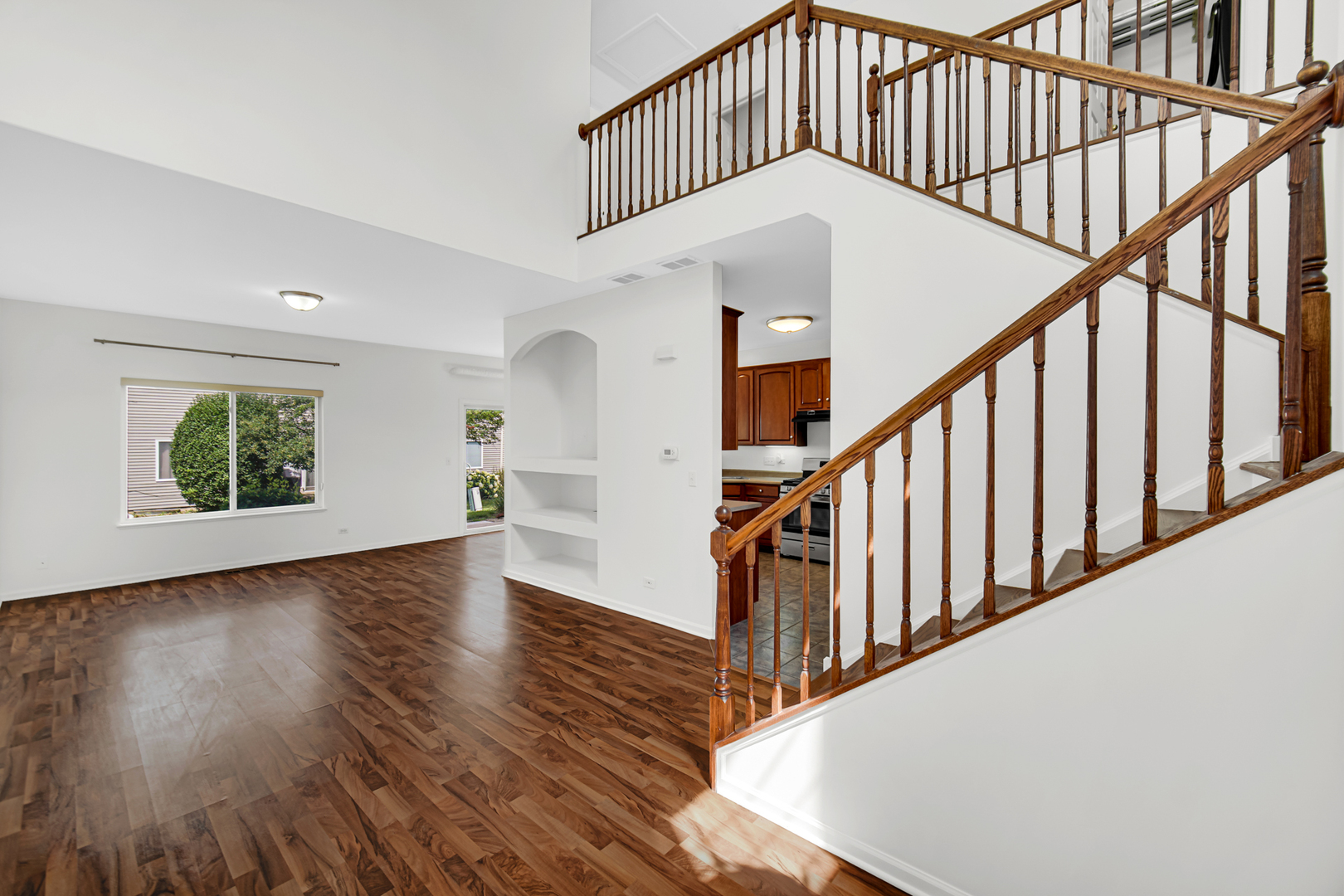 2237 Stoughton Drive, Aurora, IL 60502