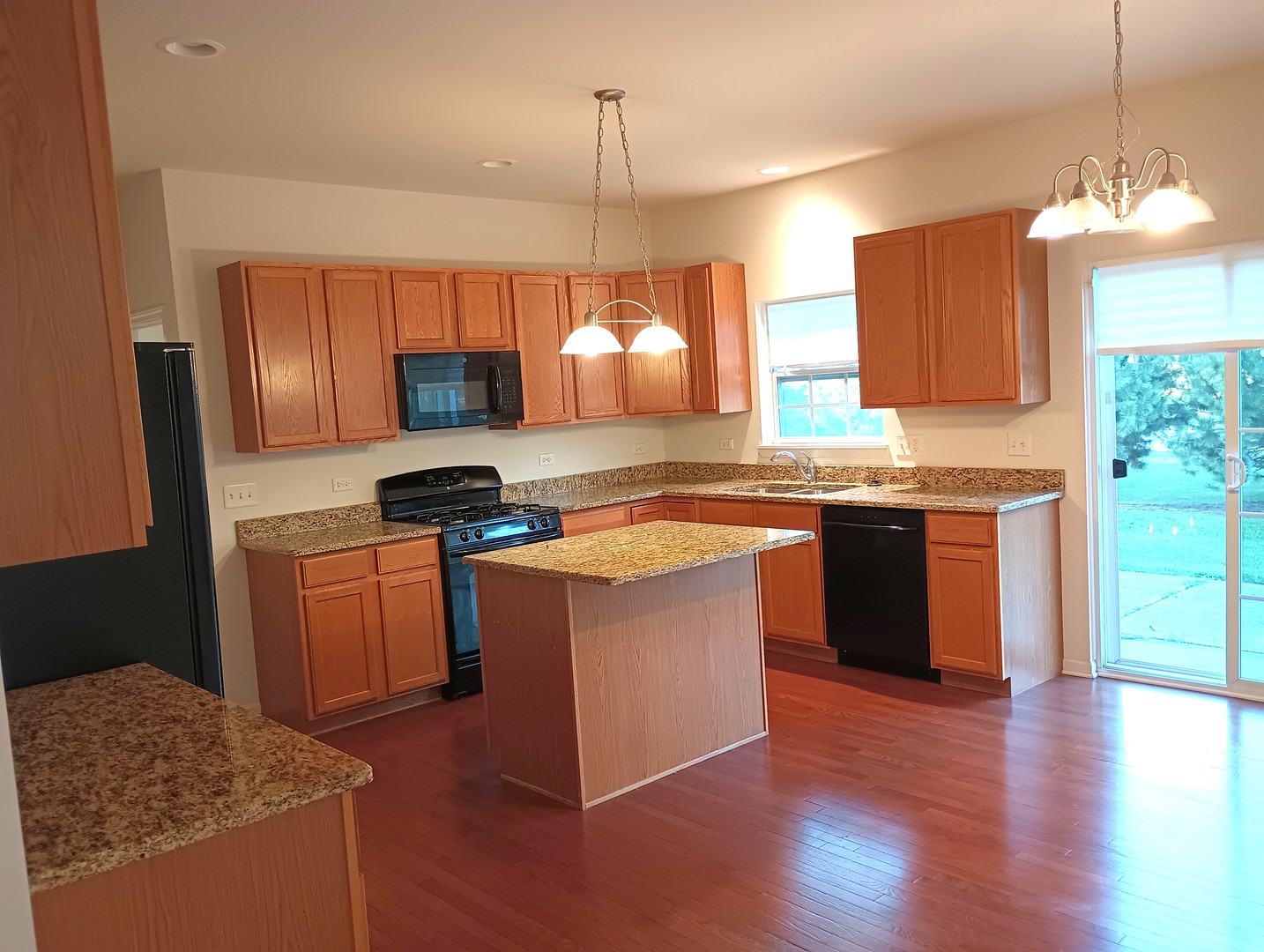 777 W Mystic Lane, Romeoville, IL 60446