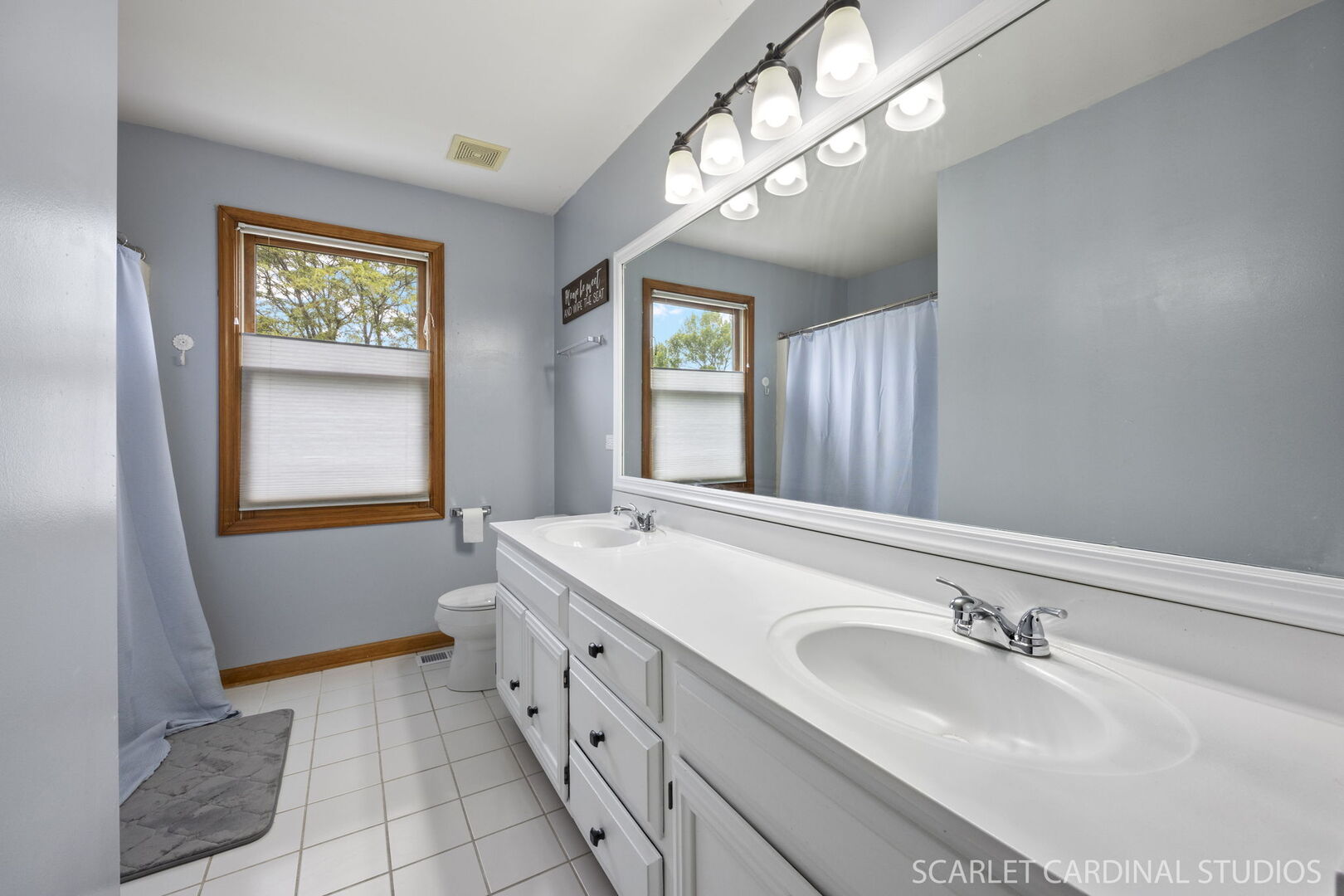 1208 Thackery Court, Naperville, IL 60564