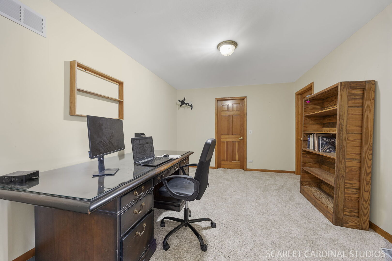 1208 Thackery Court, Naperville, IL 60564