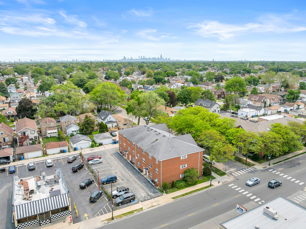 3907 N Harlem Avenue #304B, Chicago, IL 60634