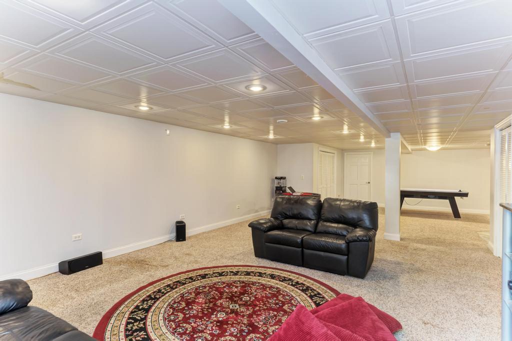 6205 Brookridge Drive, Plainfield, IL 60586