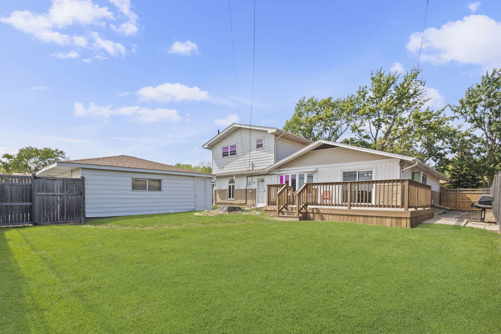 5445 Vine Street, Oak Forest, IL 60452