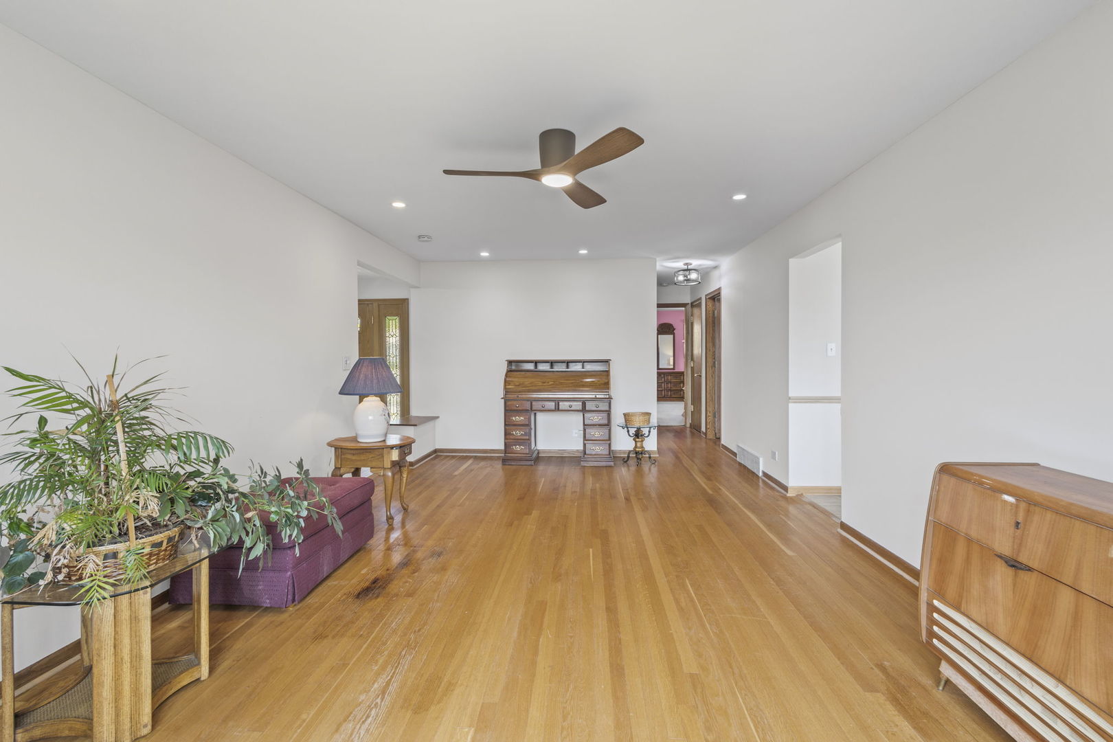 5445 Vine Street, Oak Forest, IL 60452