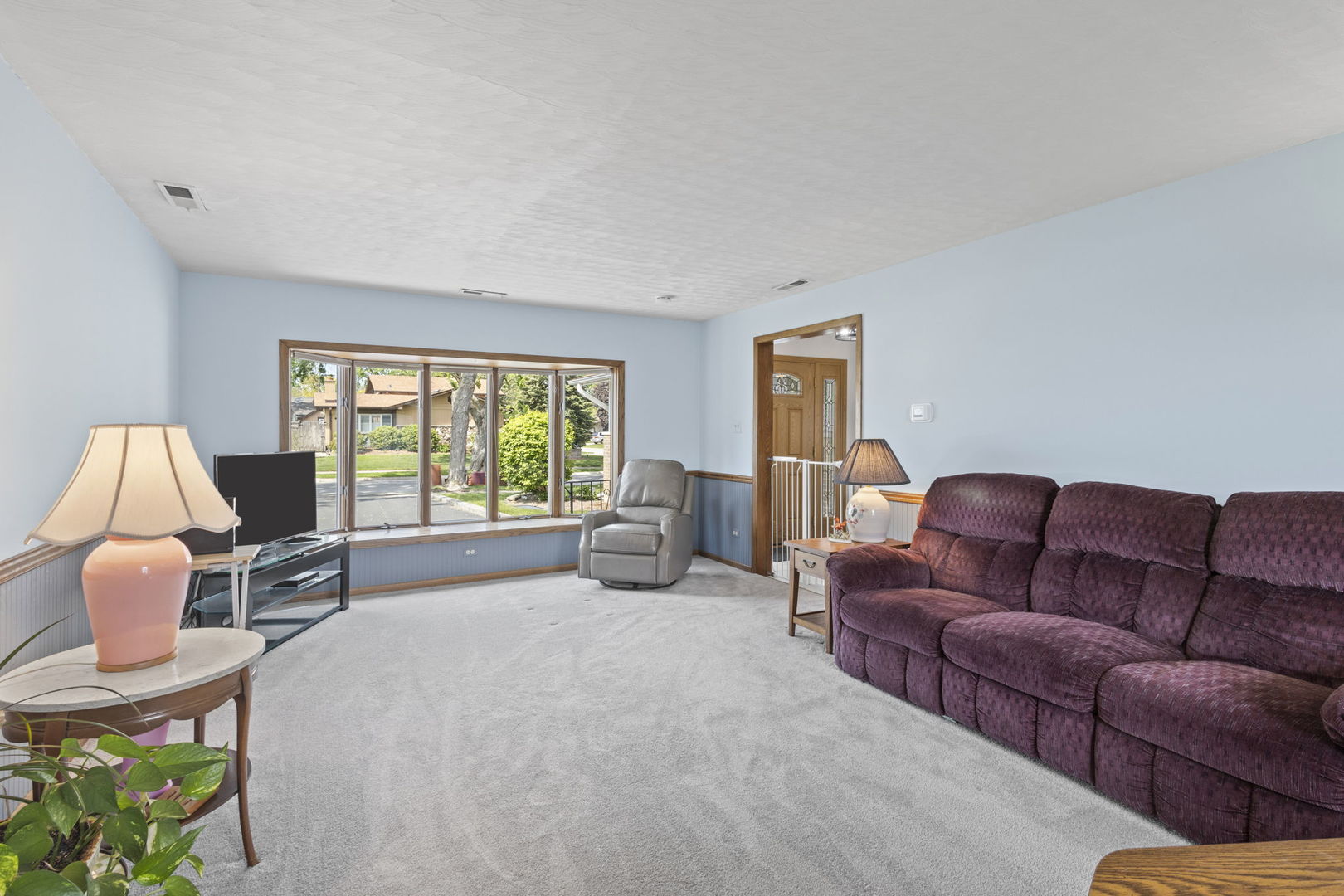 5445 Vine Street, Oak Forest, IL 60452