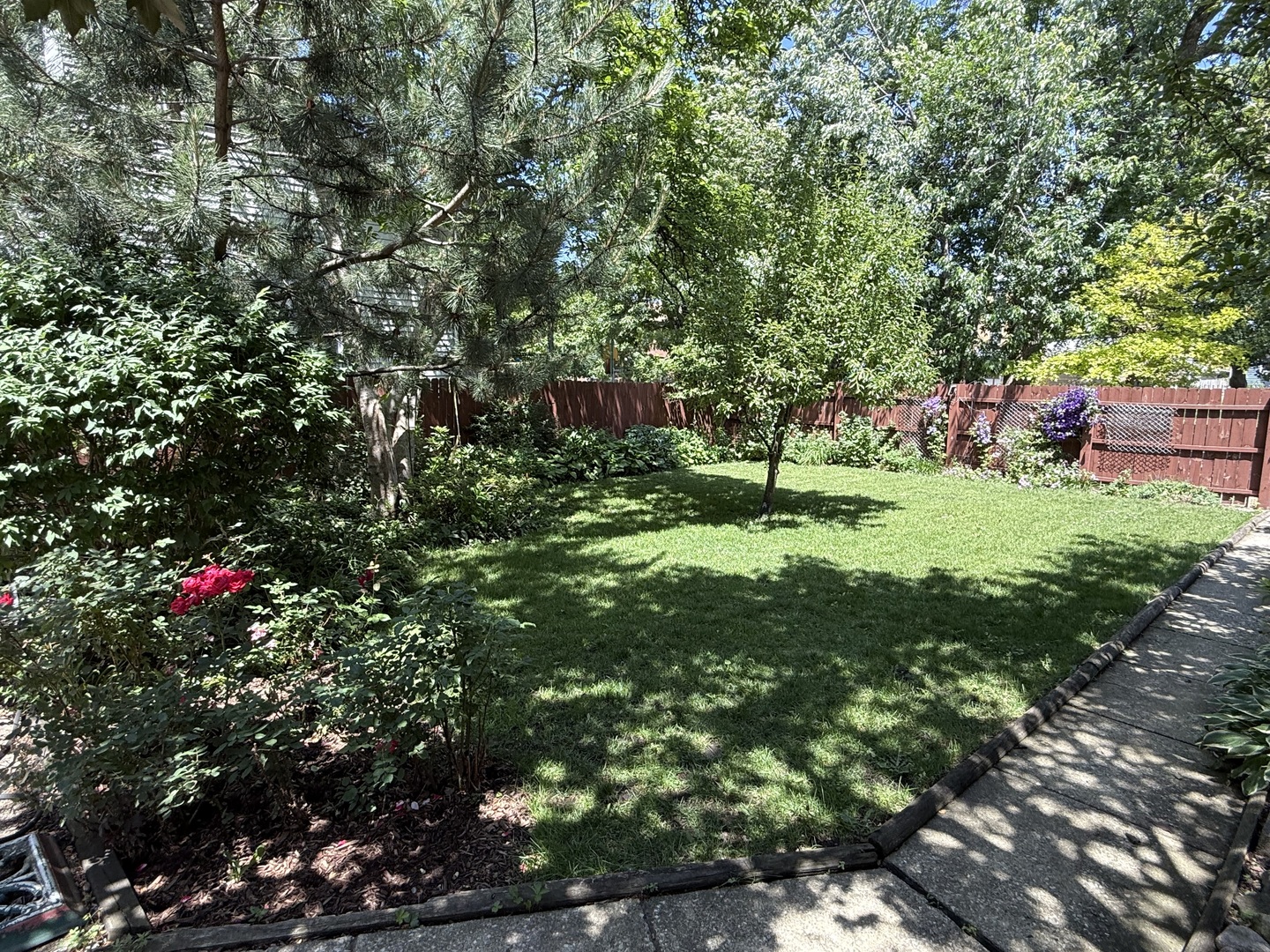 2110 N Mobile Avenue, Chicago, IL 60639