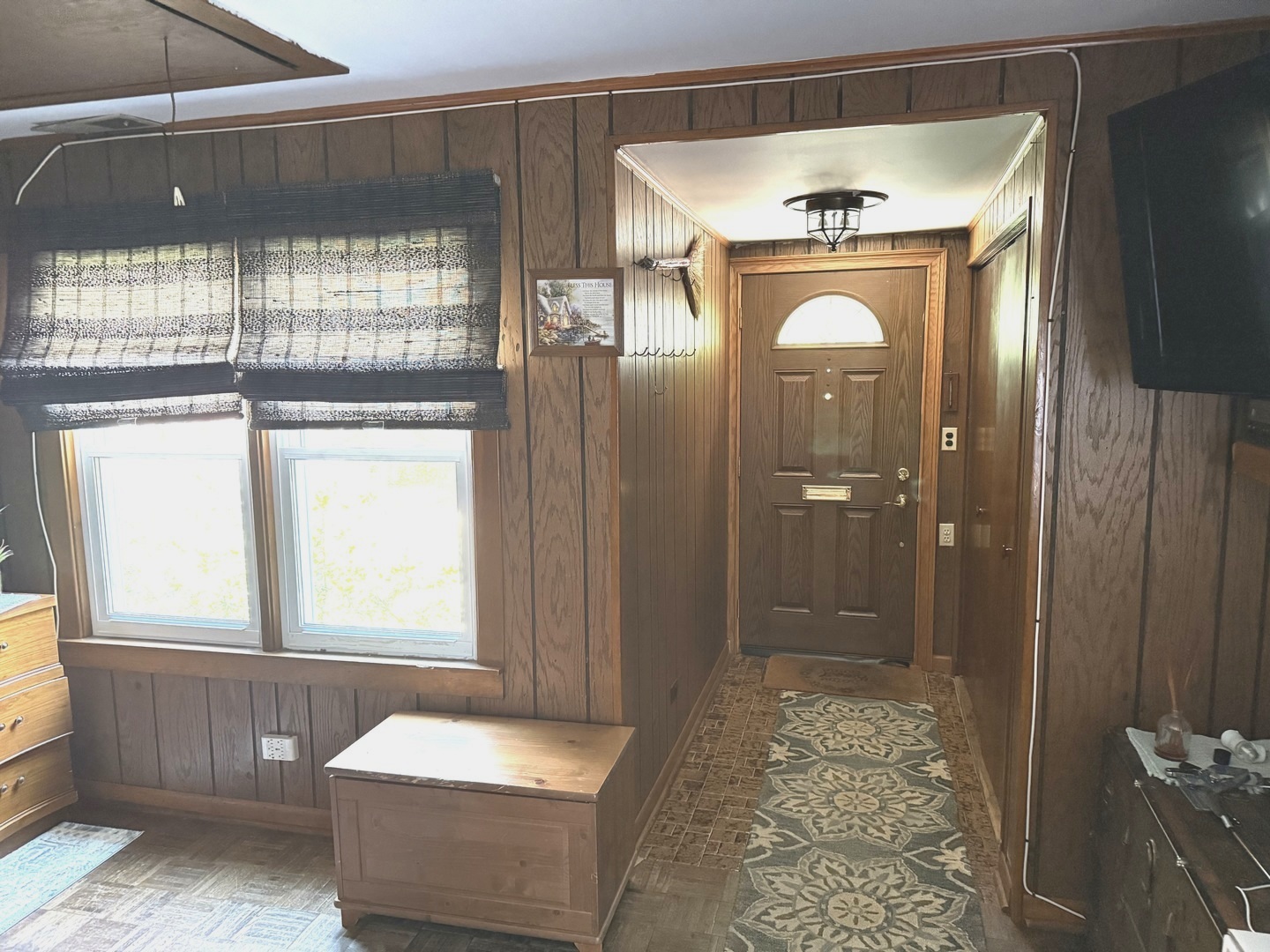 2110 N Mobile Avenue, Chicago, IL 60639