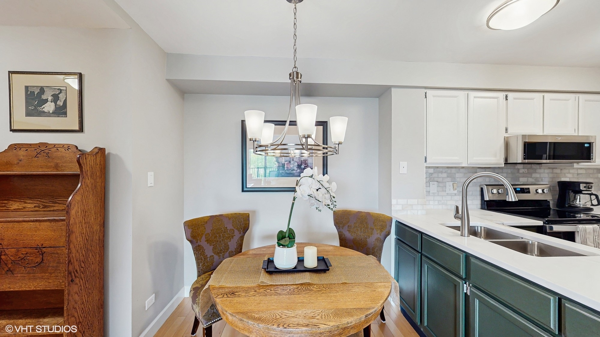 5400 Walnut Avenue #201, Downers Grove, IL 60515