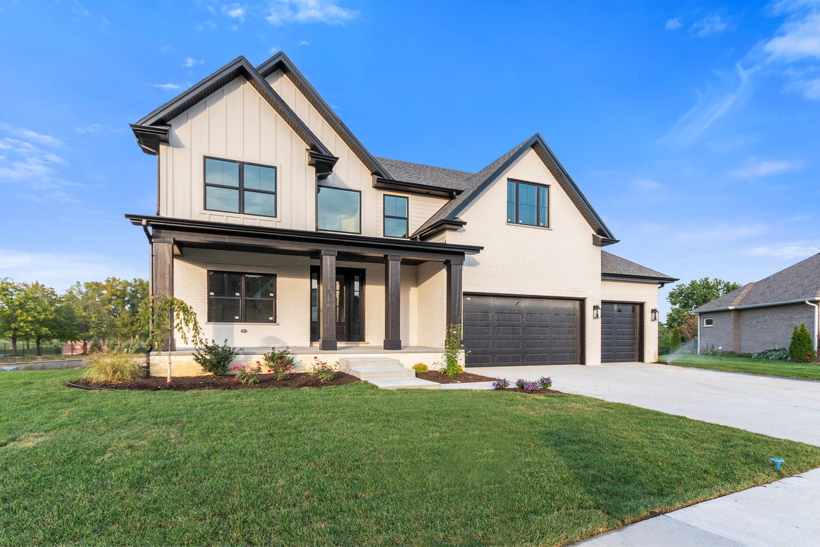 1519 77th Street, Naperville, IL 60565