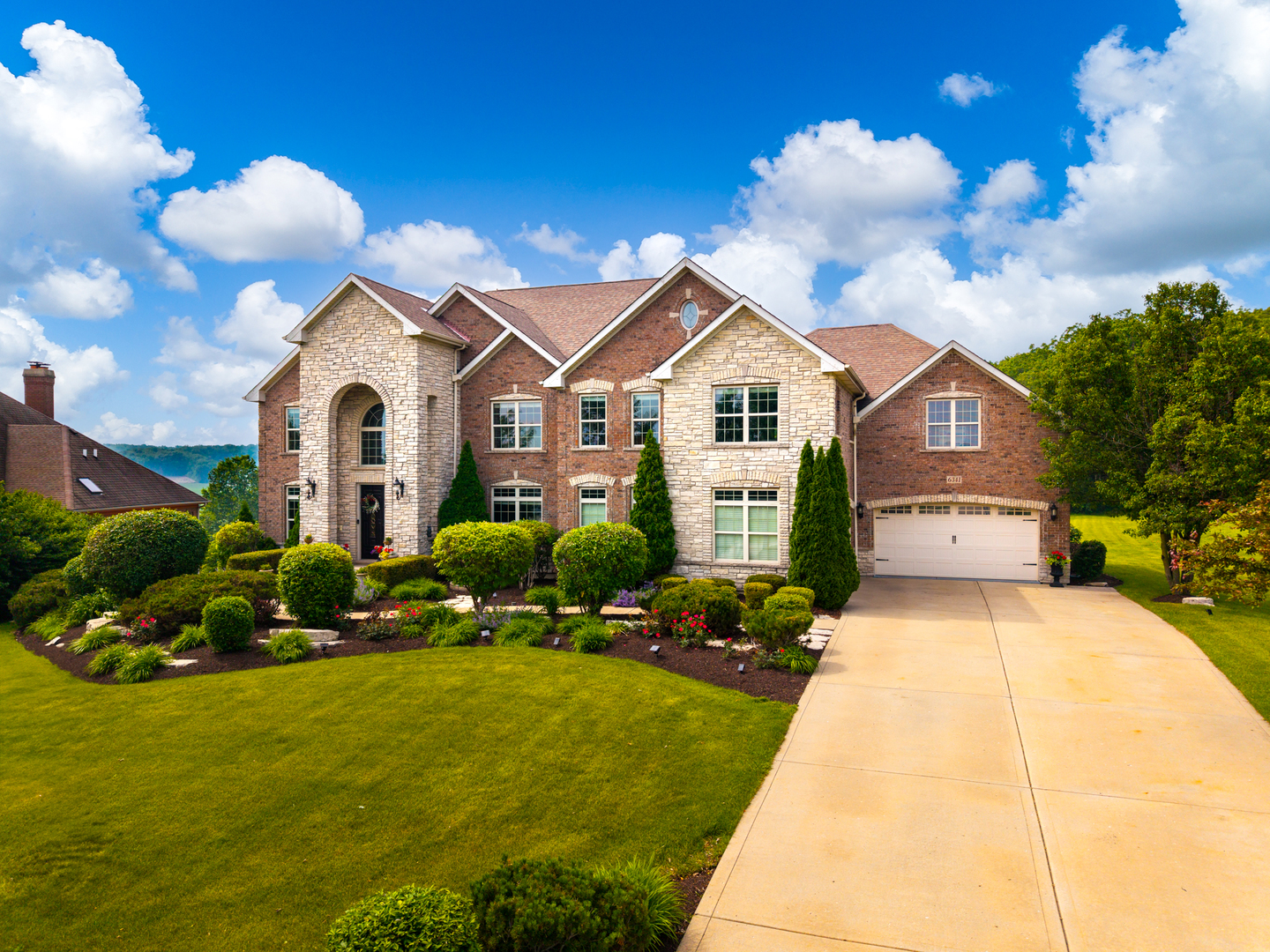 6341 Whitetail Ridge Court, Yorkville, IL 60560