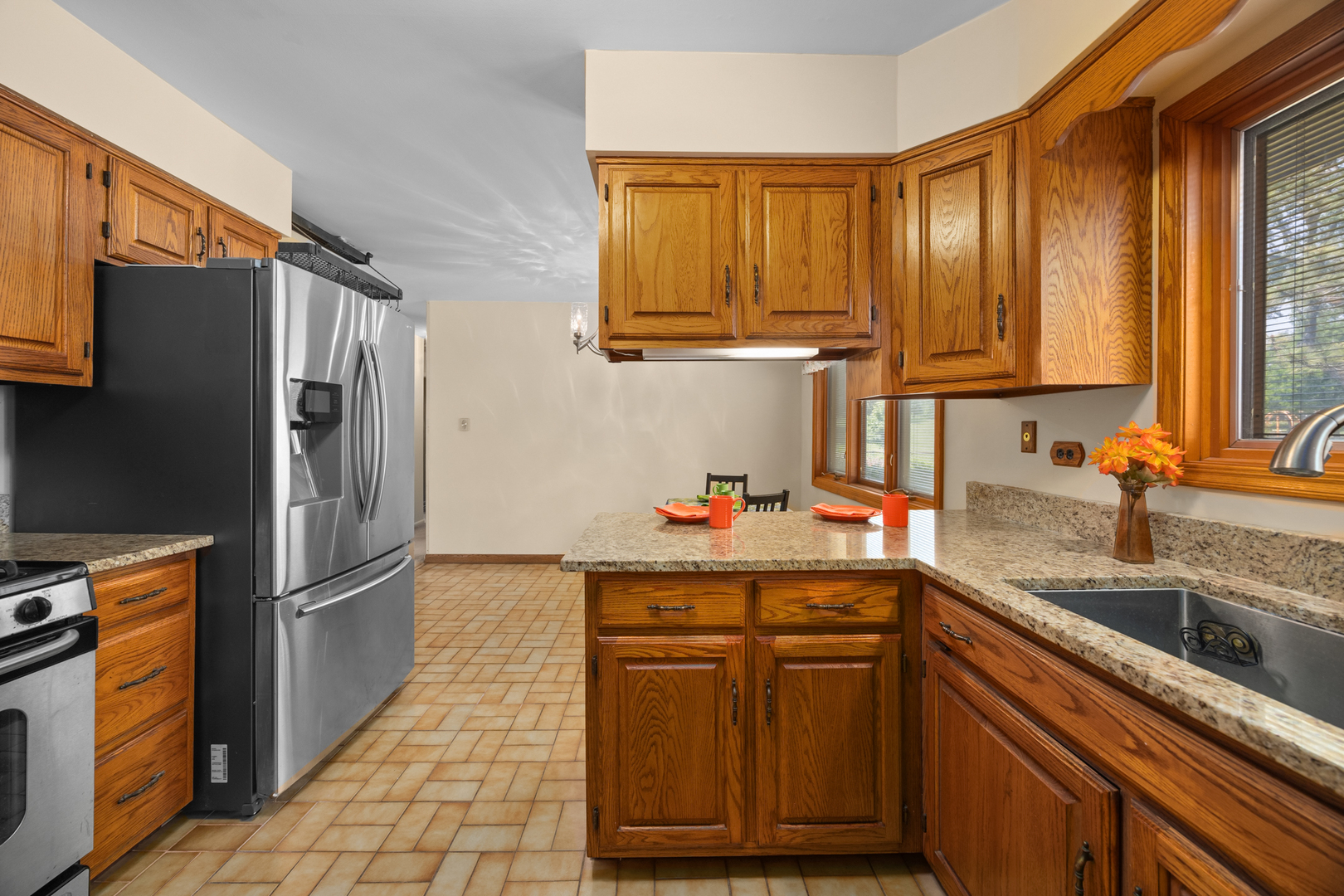 342 Bianco Drive, Elk Grove Village, IL 60007