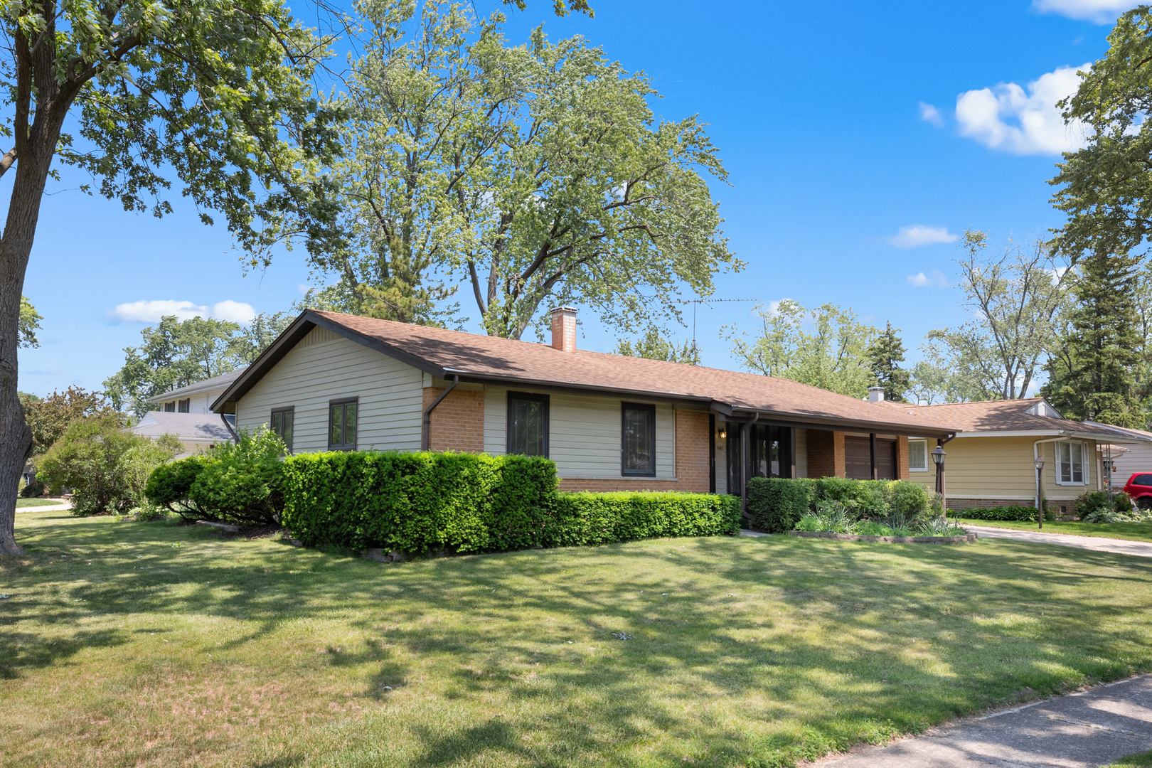 342 Bianco Drive, Elk Grove Village, IL 60007