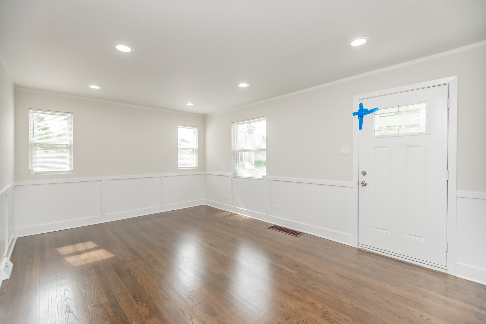 9101 S Aberdeen Street, Chicago, IL 60620