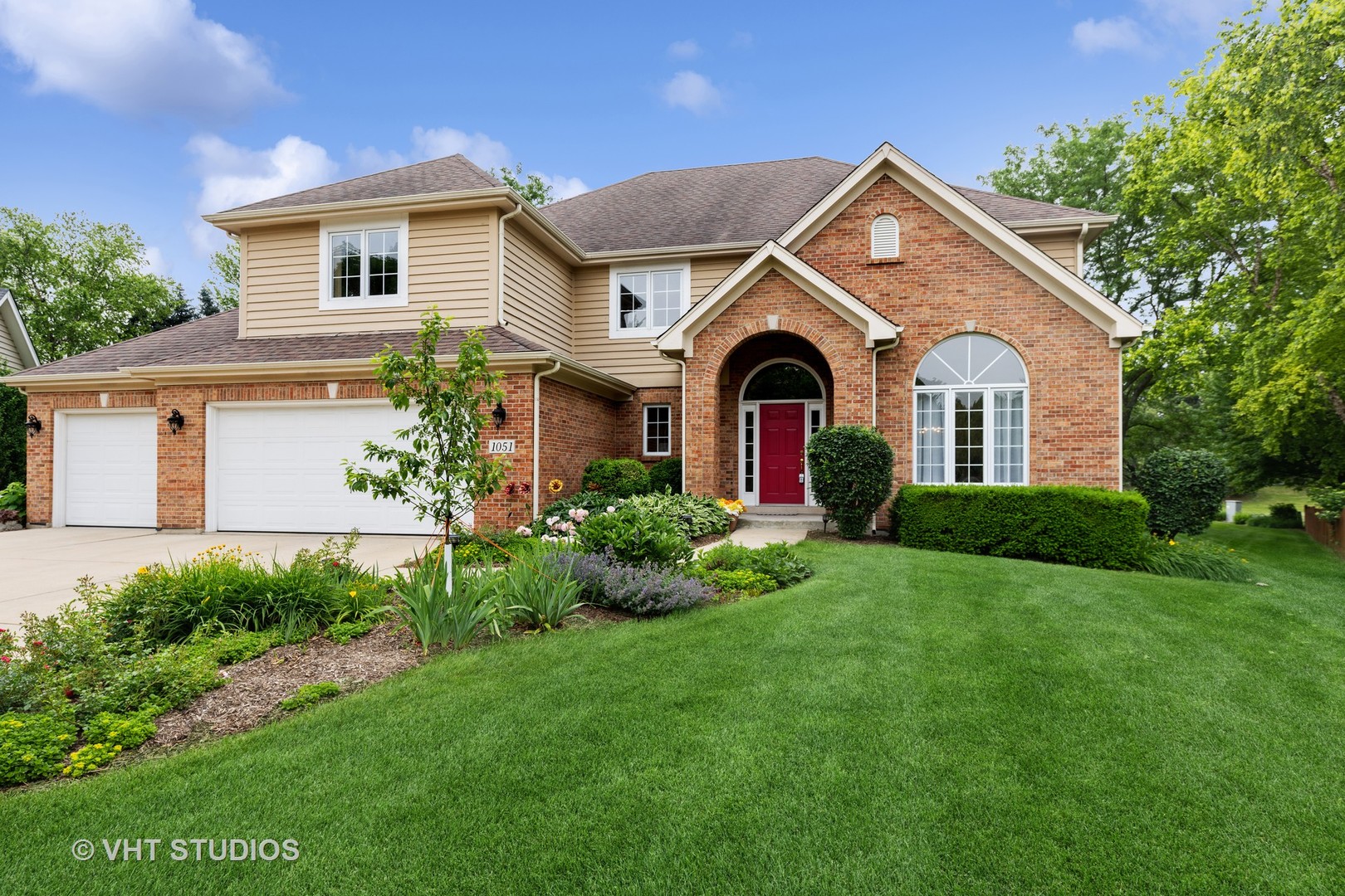 1051 Chadwick Court, Aurora, IL 60502