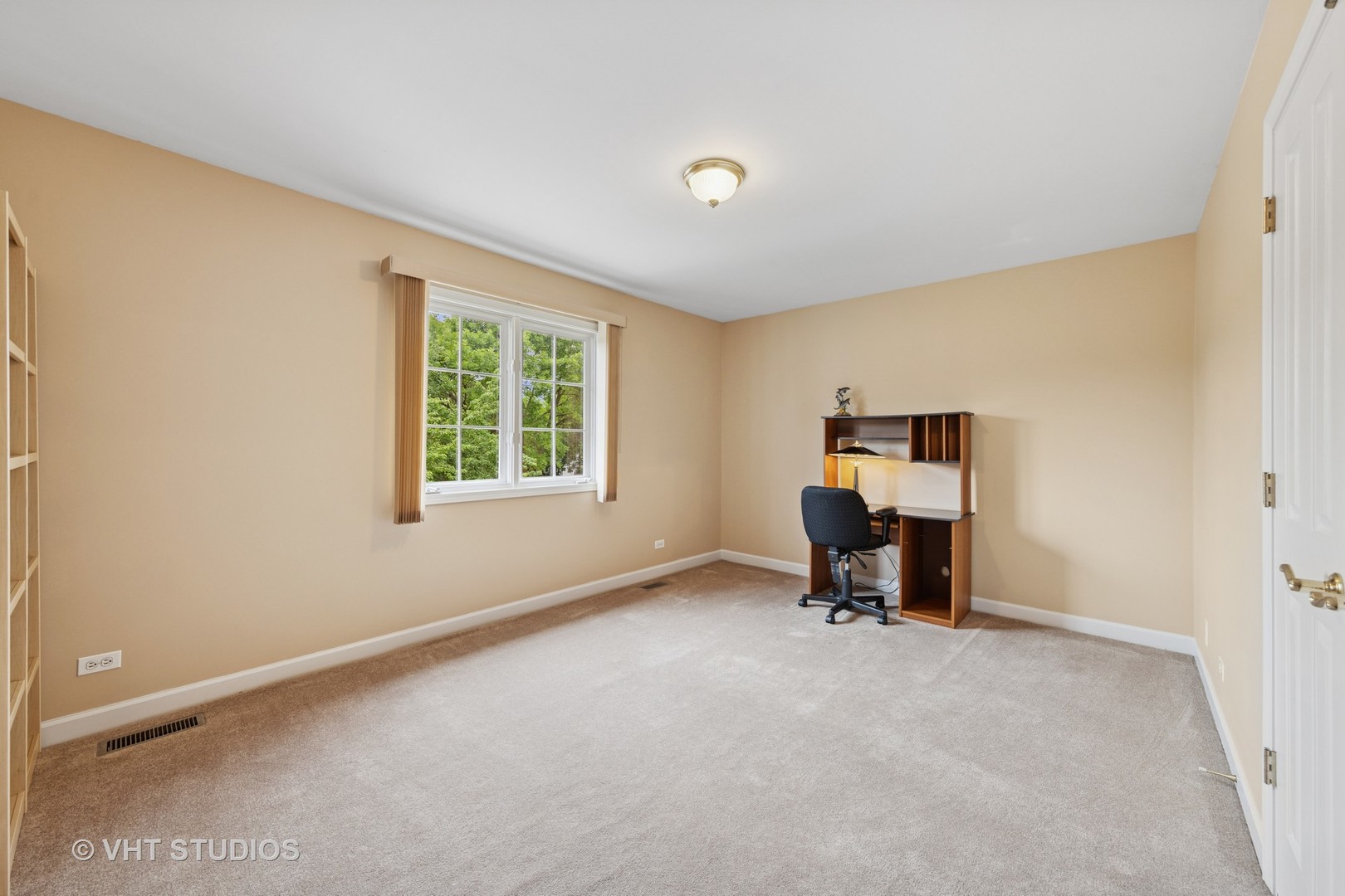 1051 Chadwick Court, Aurora, IL 60502