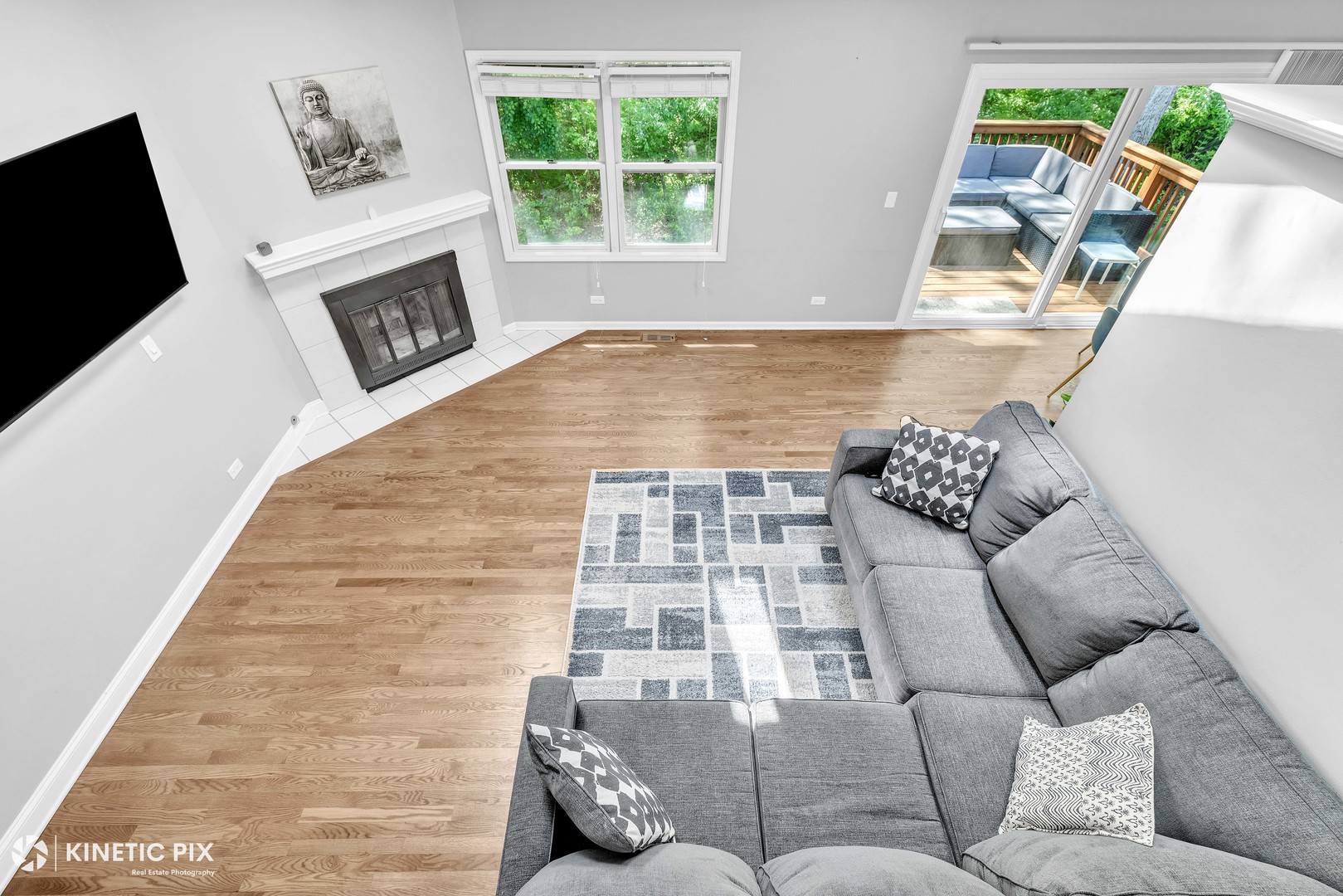 503 River Bluff Drive, Carpentersville, IL 60110