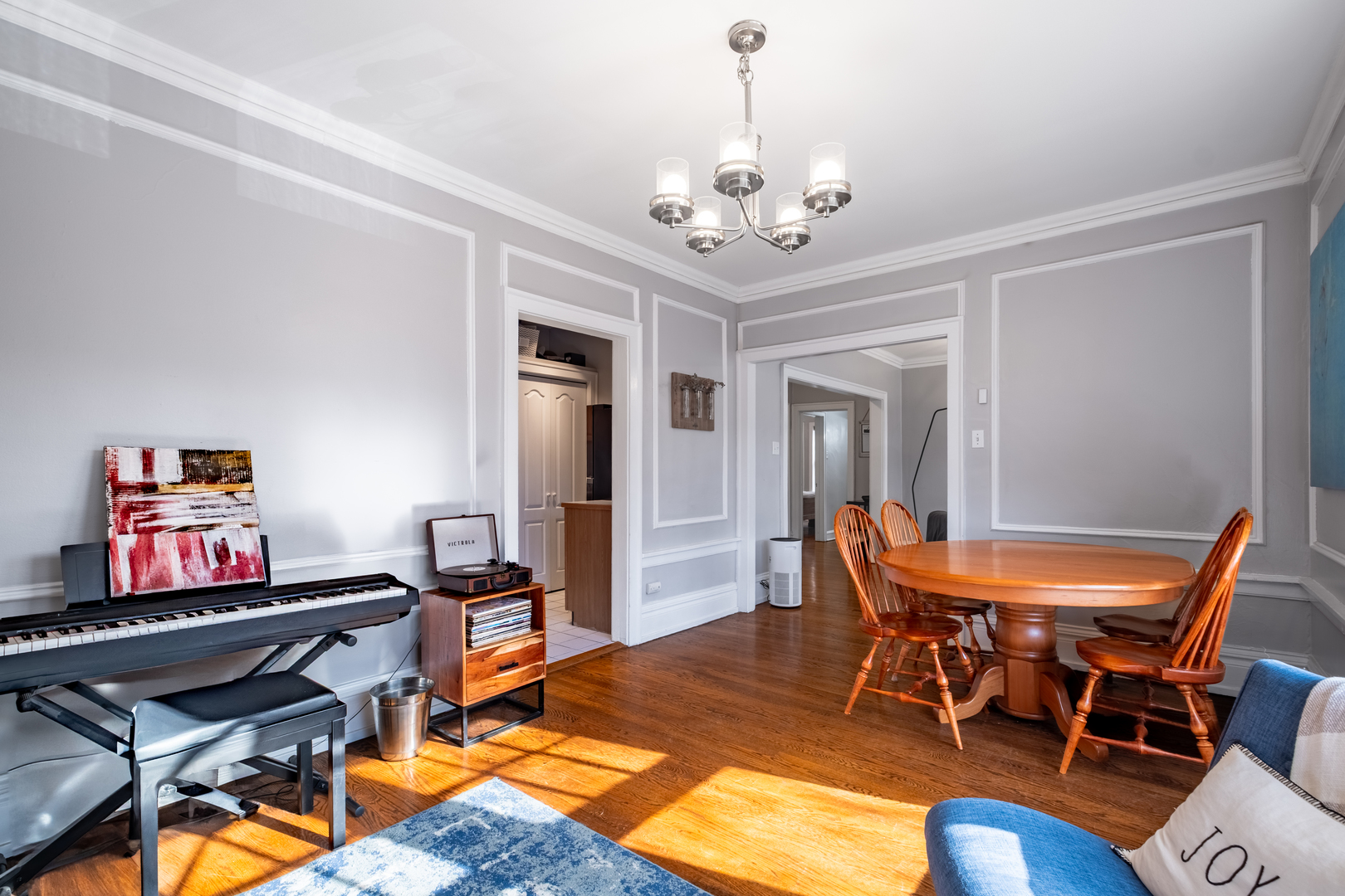 230 N Oak Park Avenue #2I, Oak Park, IL 60302