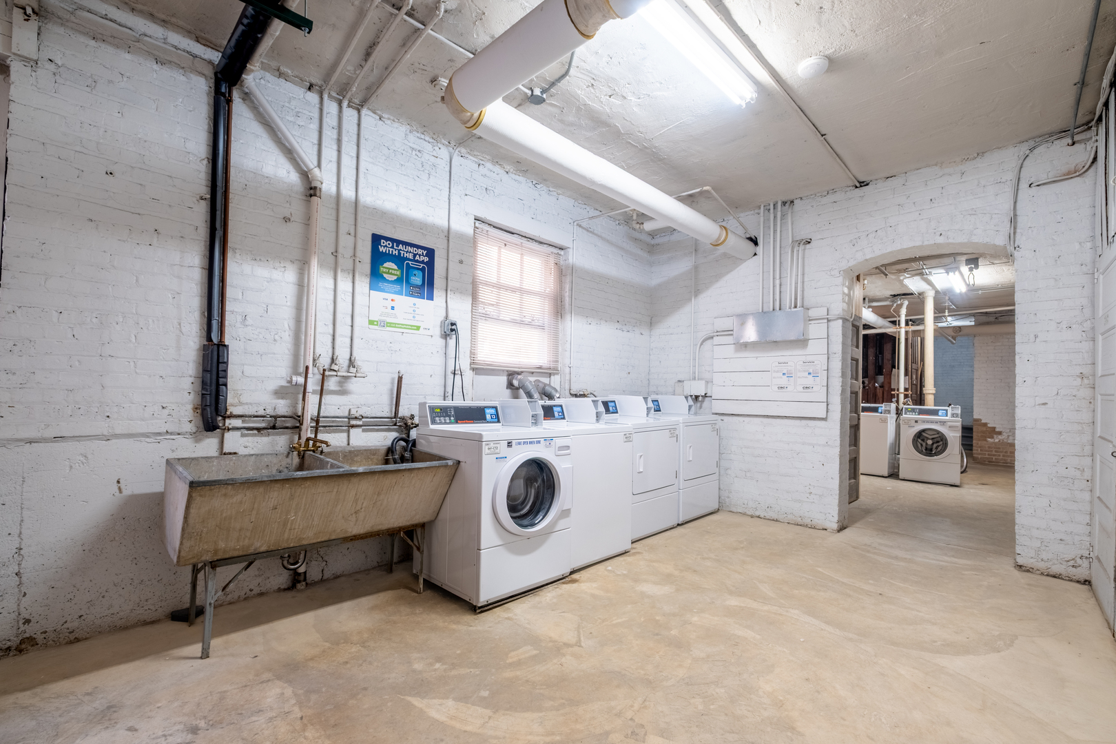 230 N Oak Park Avenue #2I, Oak Park, IL 60302