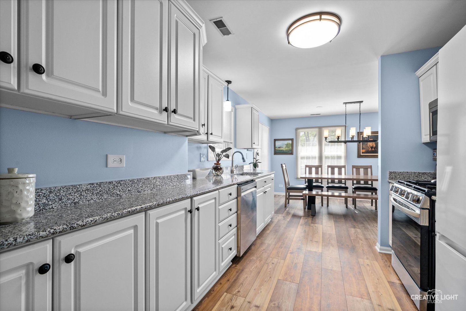 369 S Jefferson Street #369, Batavia, IL 60510