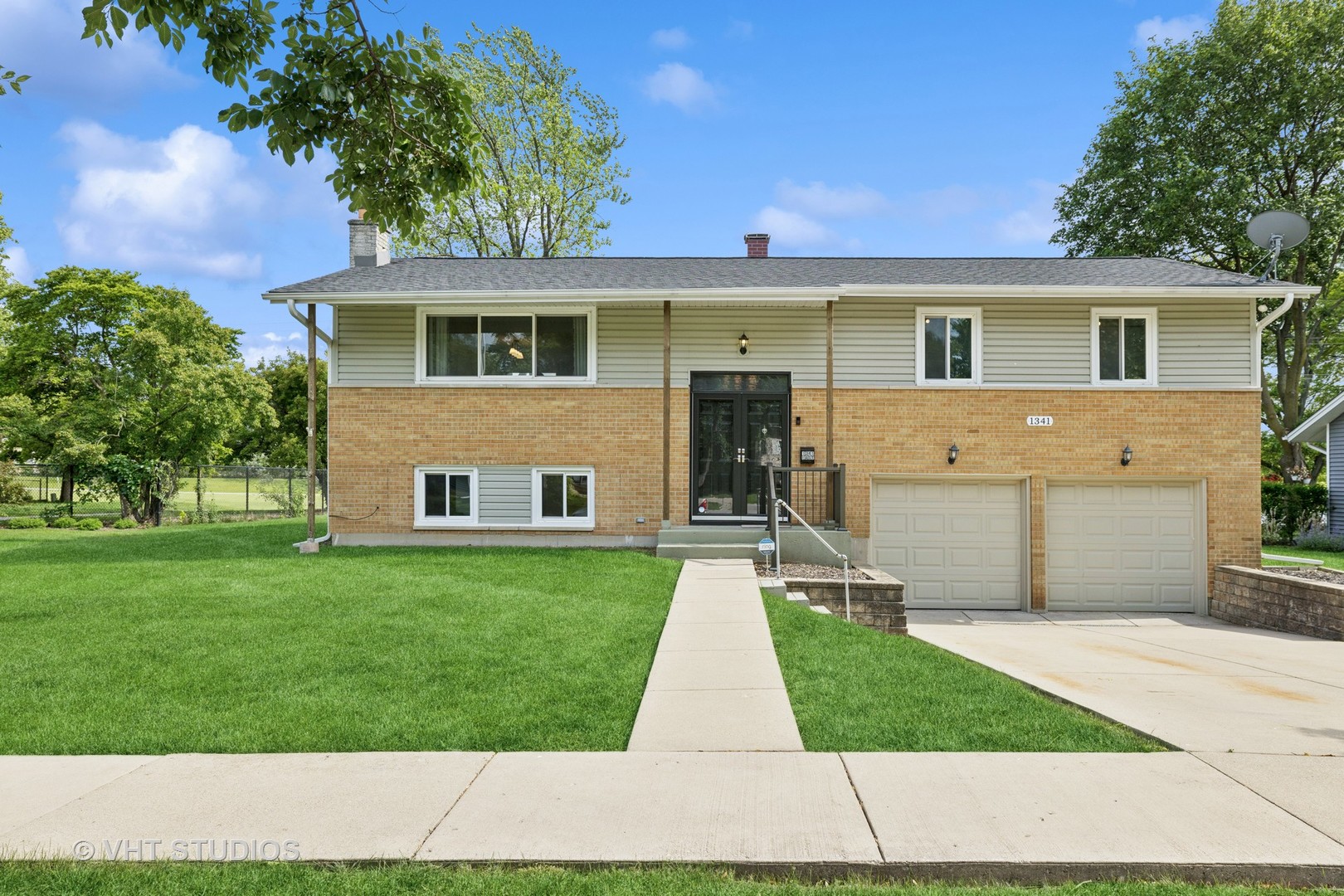 1341 E Kenilworth Avenue, Palatine, IL 60074