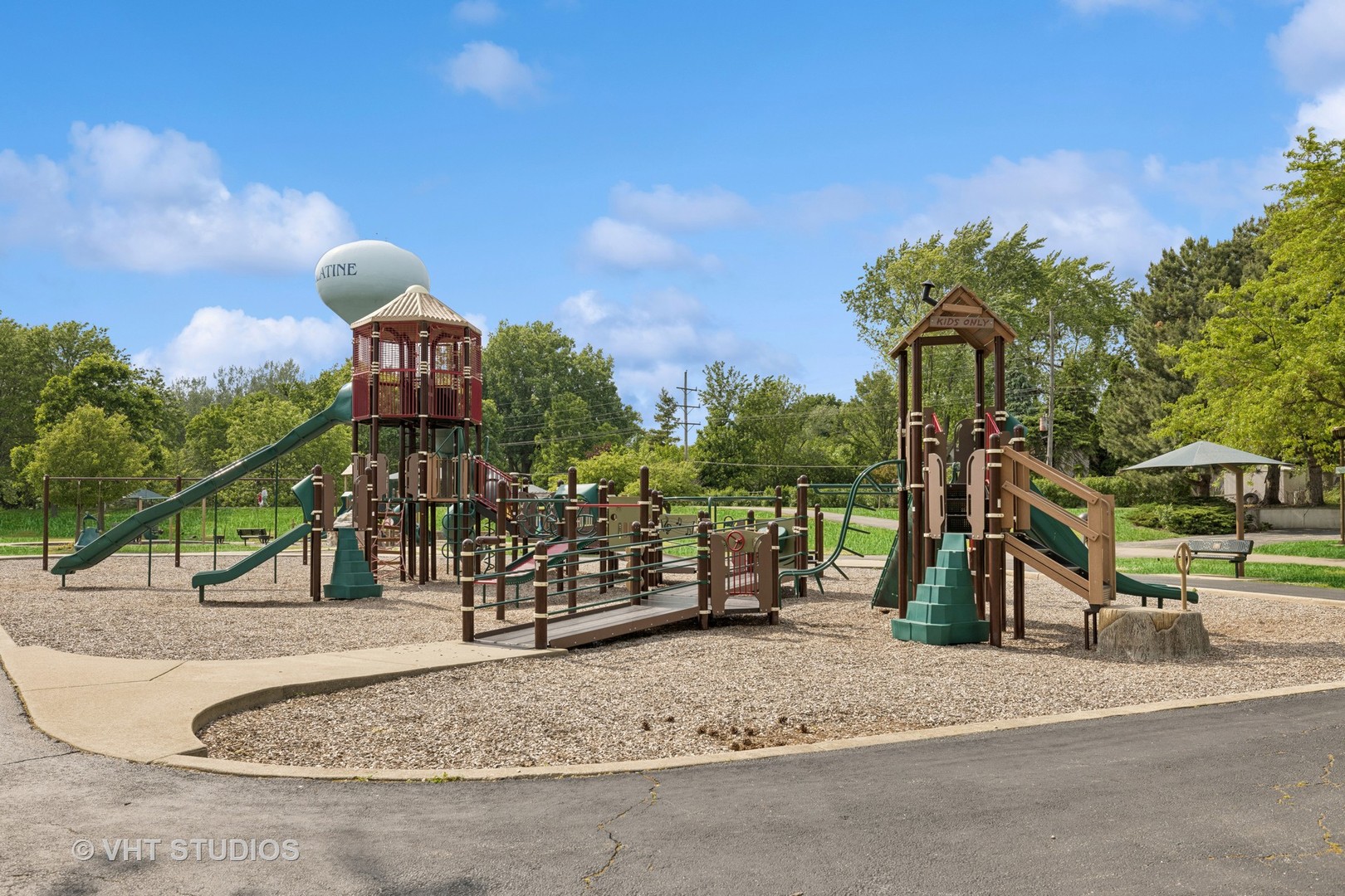 1341 E Kenilworth Avenue, Palatine, IL 60074