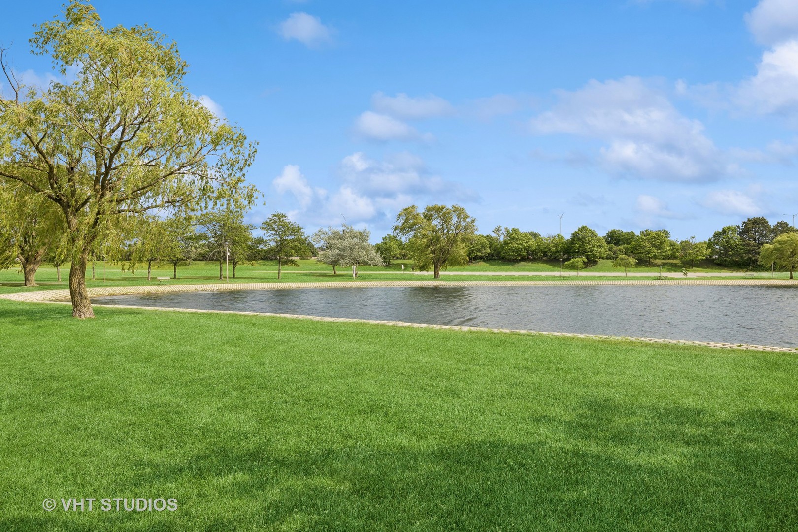1341 E Kenilworth Avenue, Palatine, IL 60074