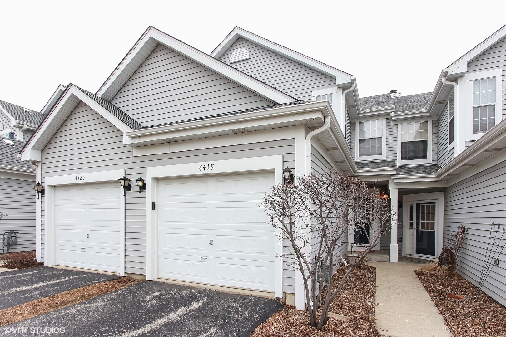 4418 W Brownstone Way, Waukegan, IL 60085