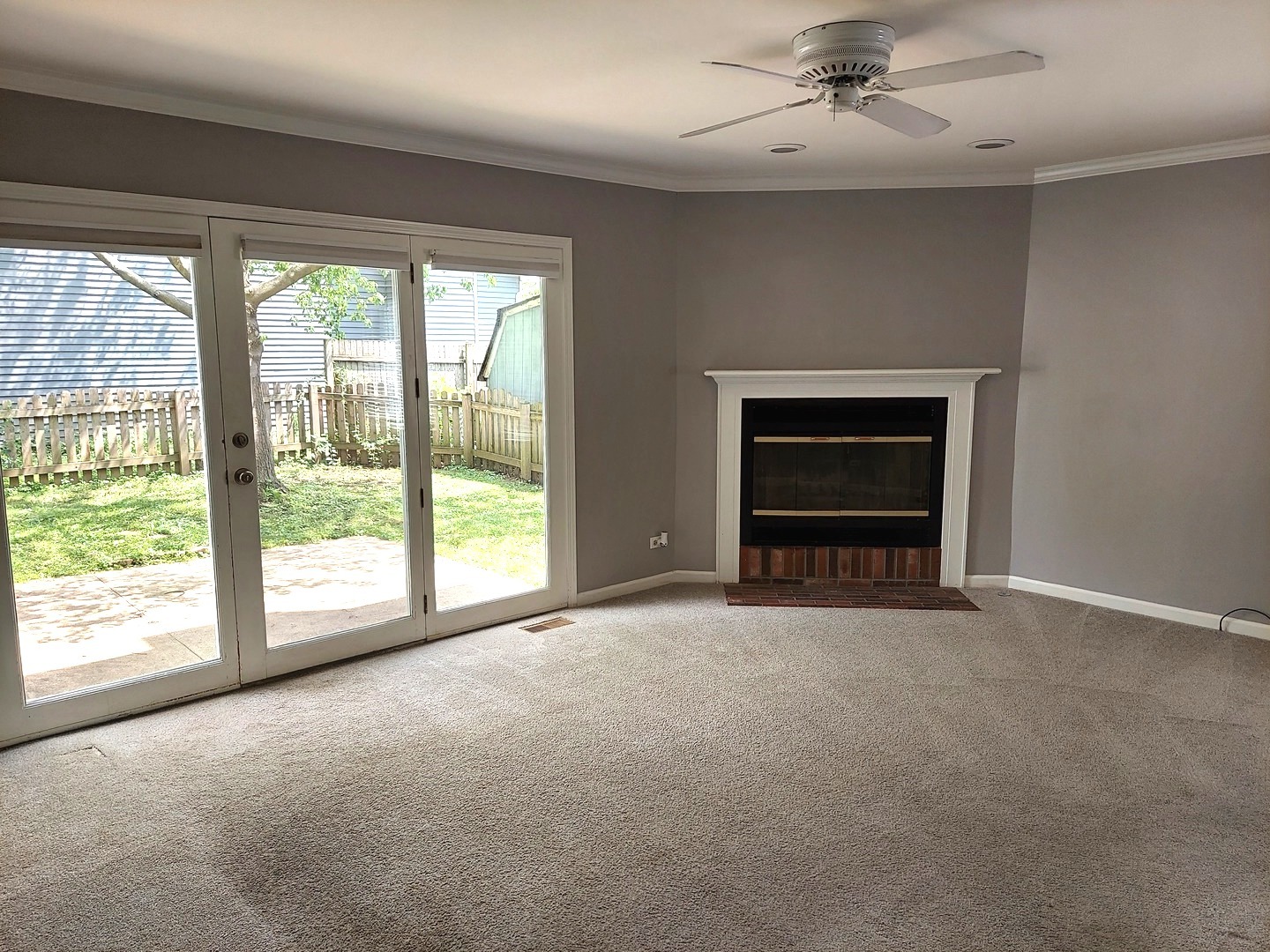 2304 Nottingham Drive, Naperville, IL 60565