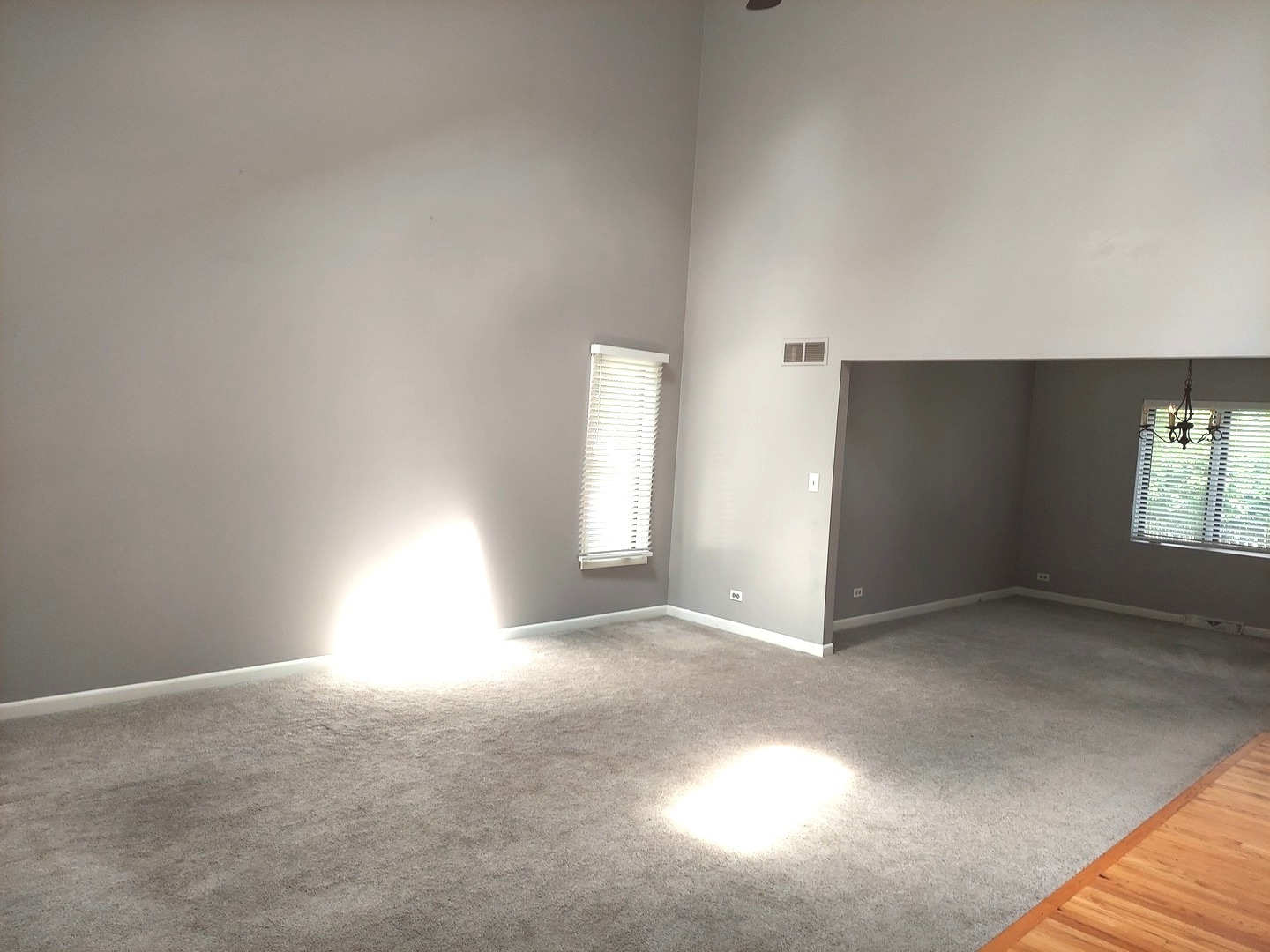 2304 Nottingham Drive, Naperville, IL 60565