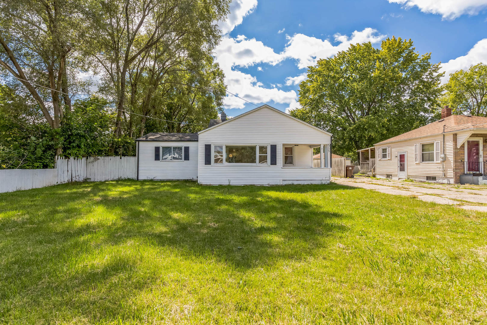 313 Grand Boulevard, Loves Park, IL 61111