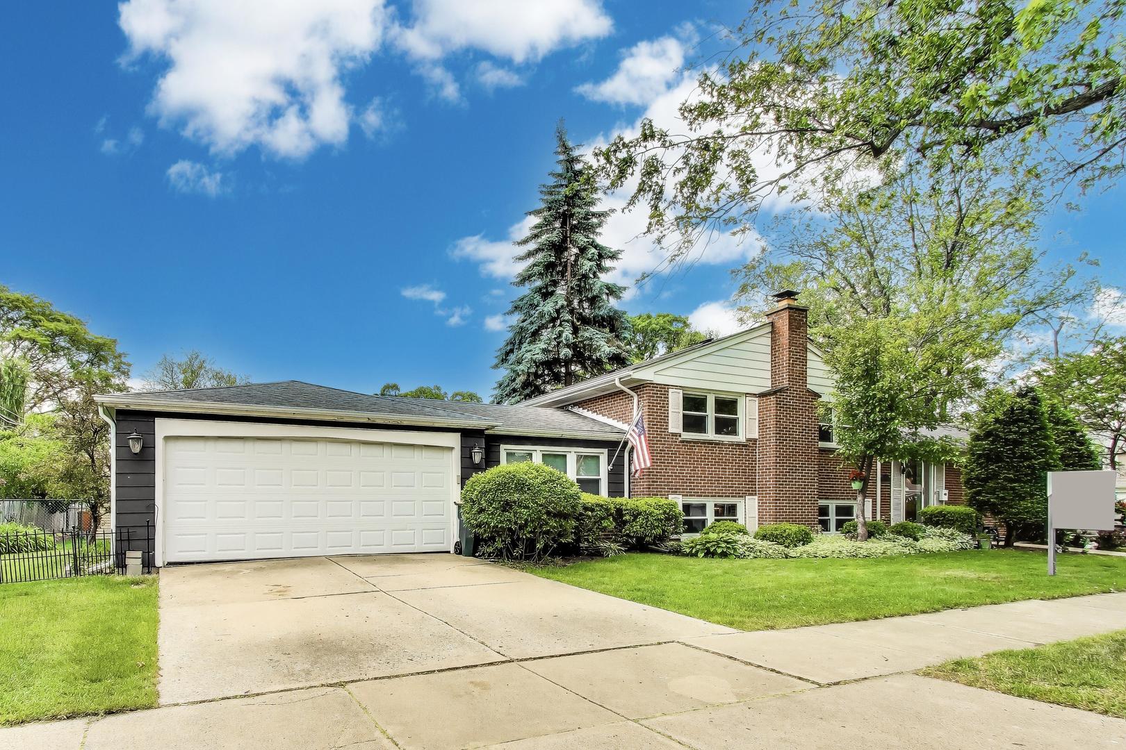 1241 Elliott Street, Park Ridge, IL 60068