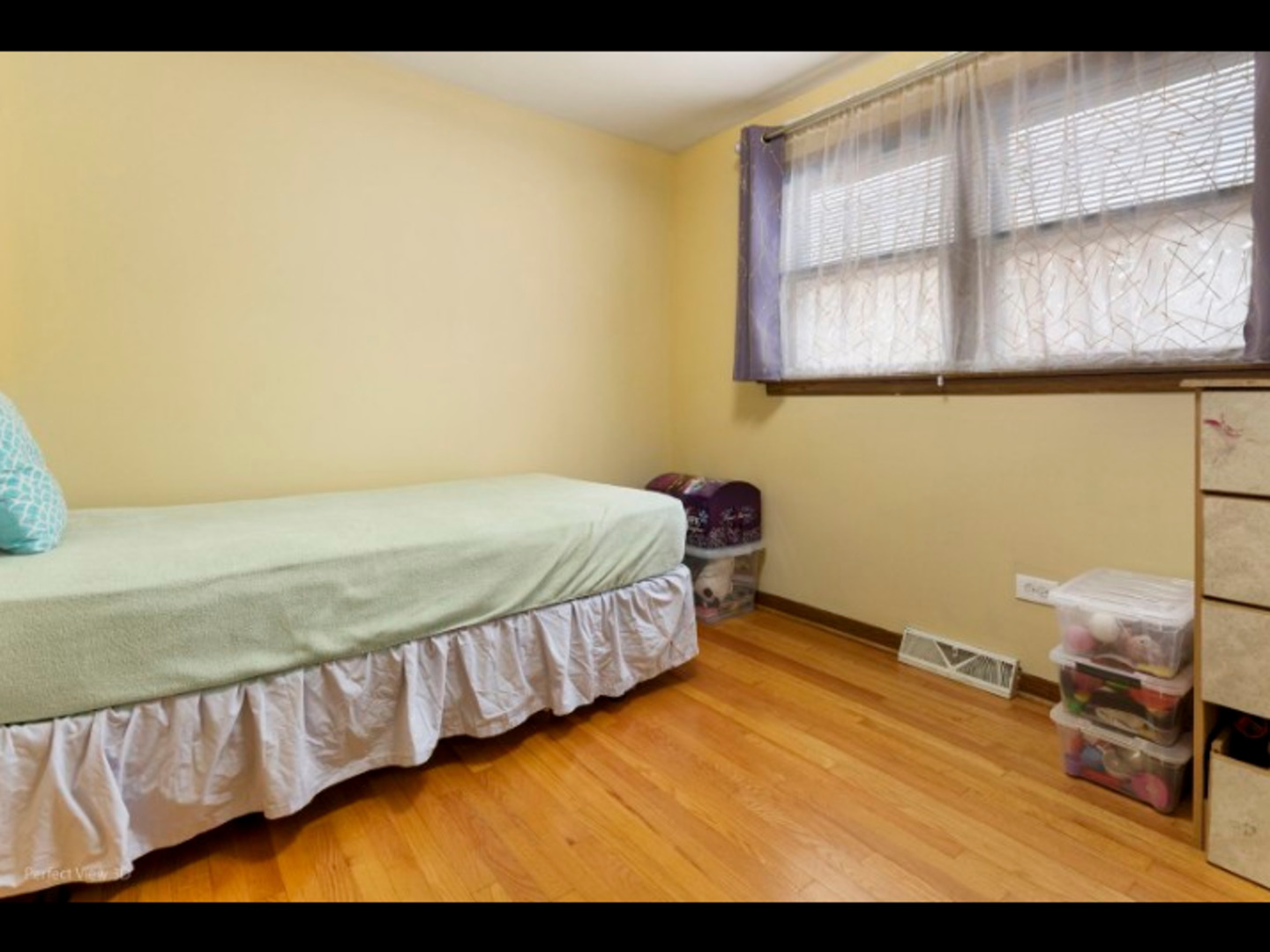 3308 W 63rd Place, Chicago, IL 60629