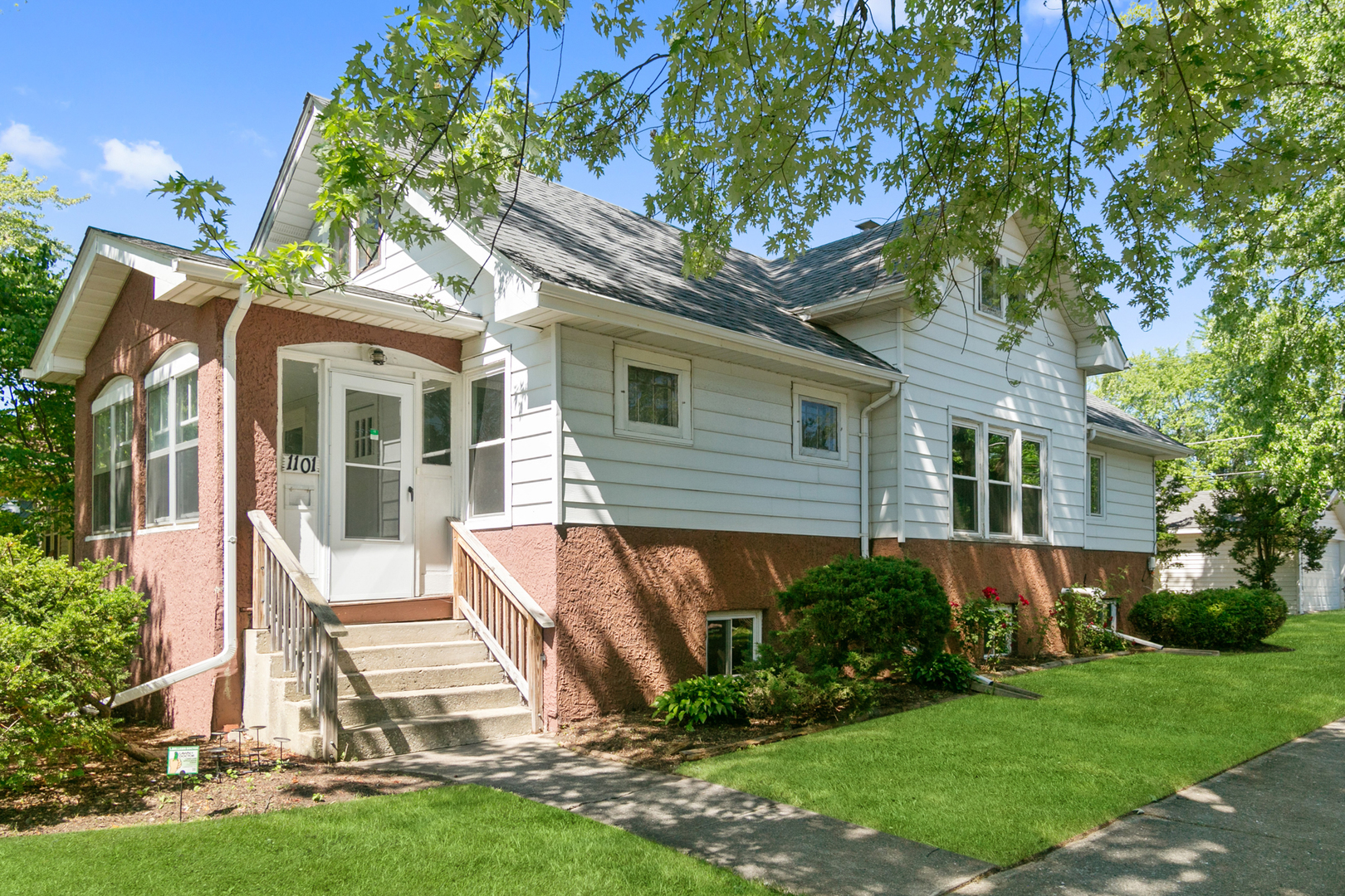 1101 N Ash Street, Waukegan, IL 60085