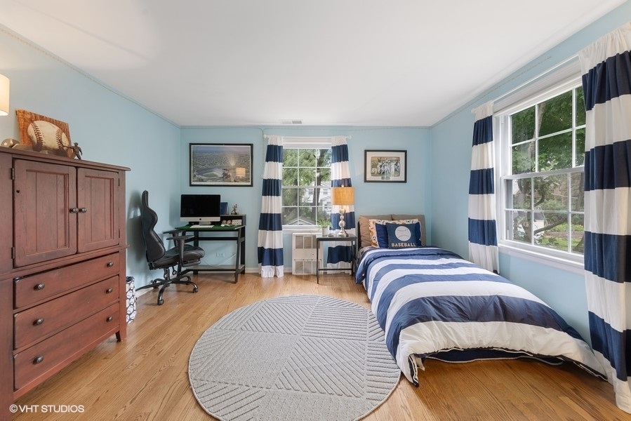 315 Leitch Avenue, La Grange, IL 60525