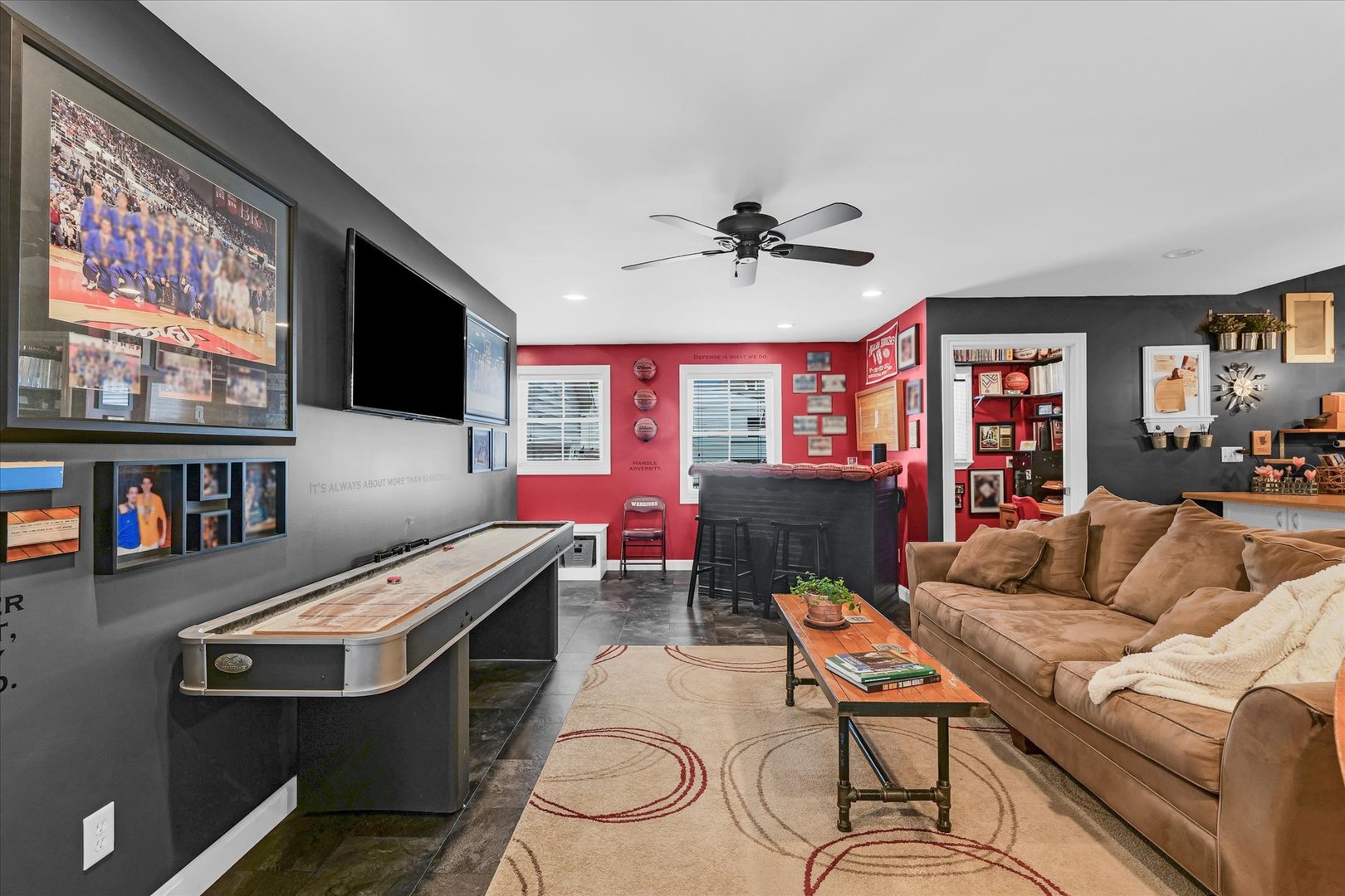 320 E Locust Street, Watseka, IL 60970