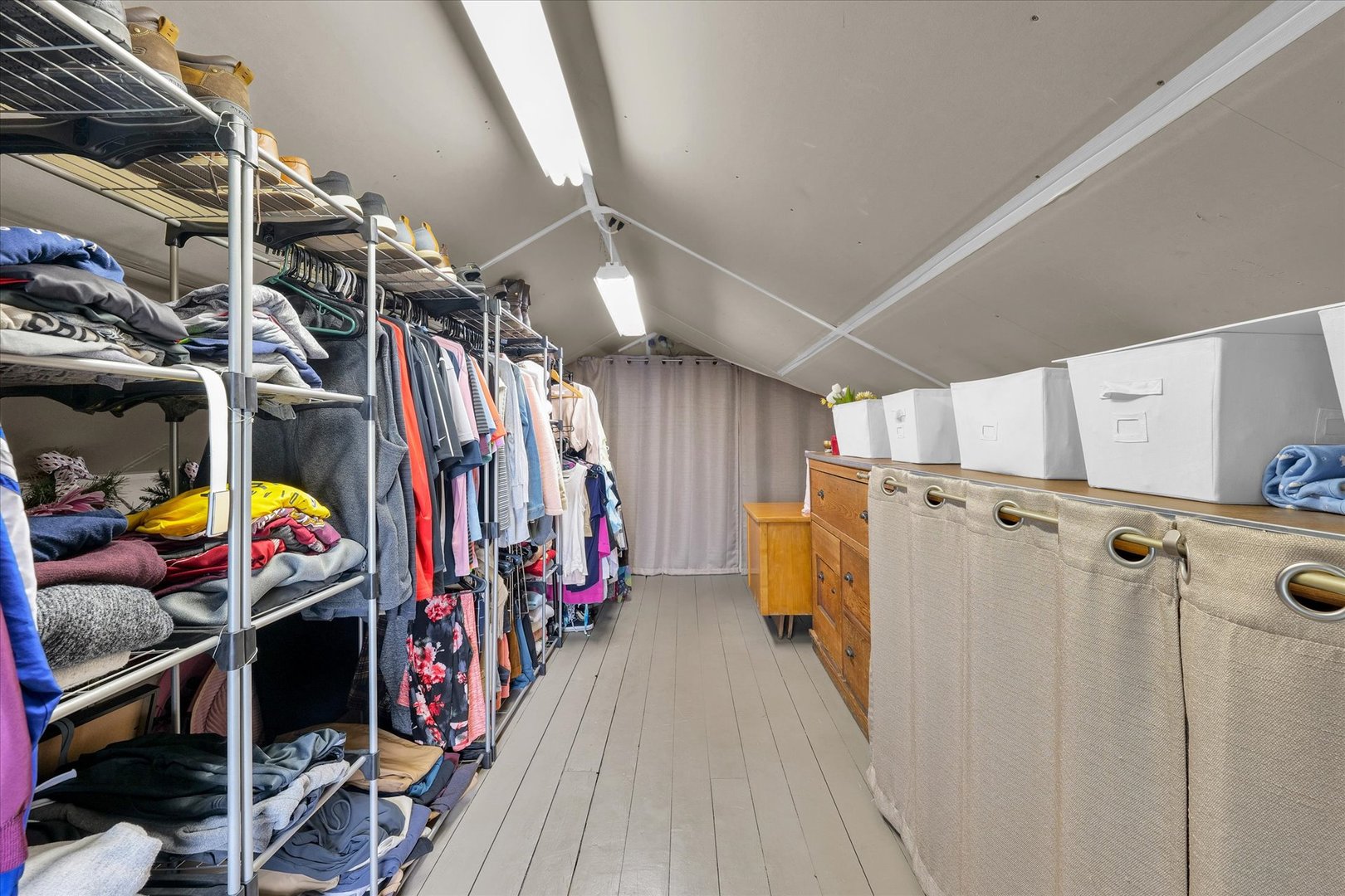 320 E Locust Street, Watseka, IL 60970