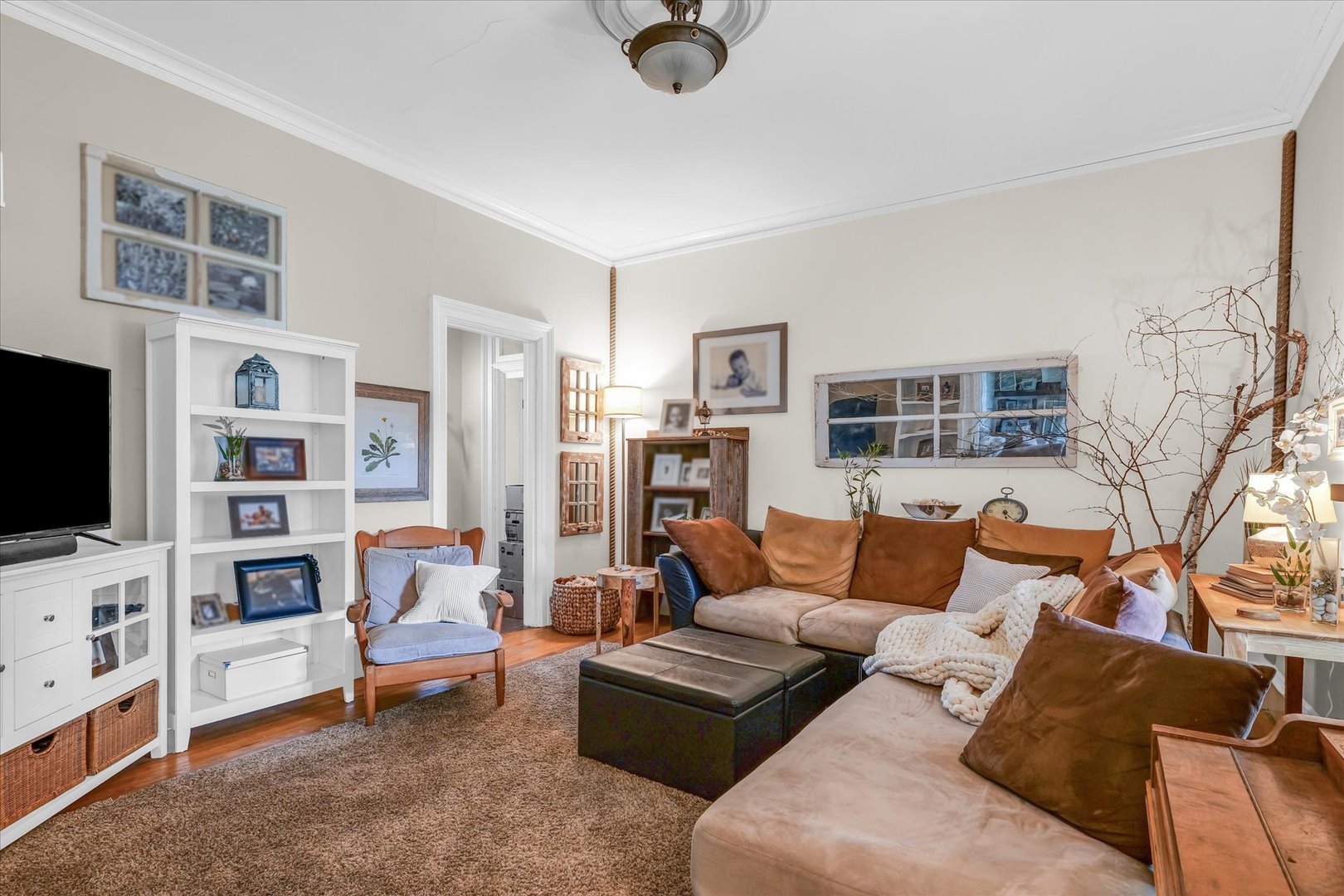 320 E Locust Street, Watseka, IL 60970