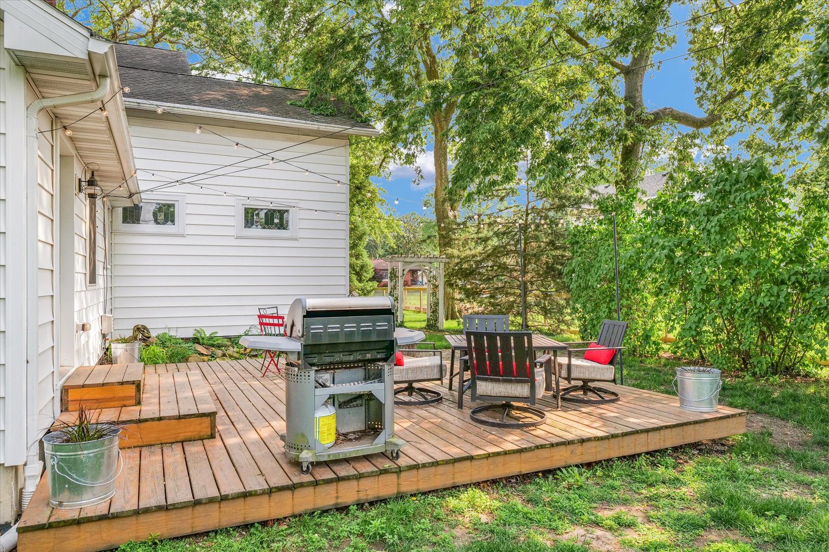 320 E Locust Street, Watseka, IL 60970