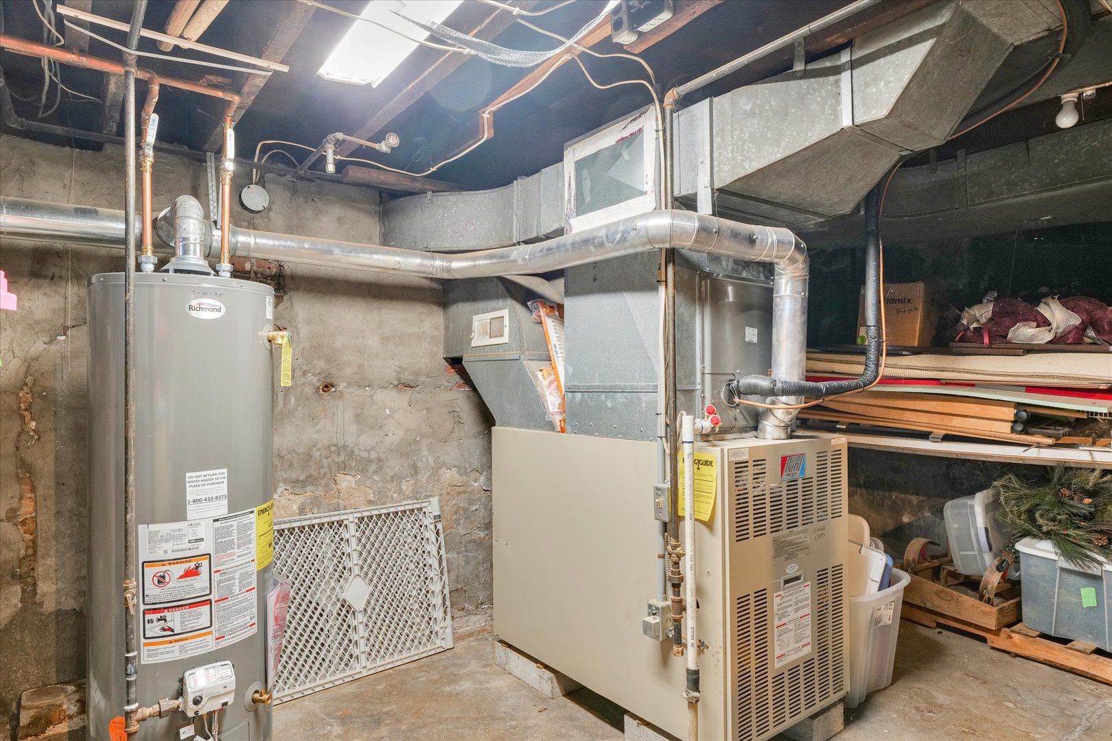 320 E Locust Street, Watseka, IL 60970