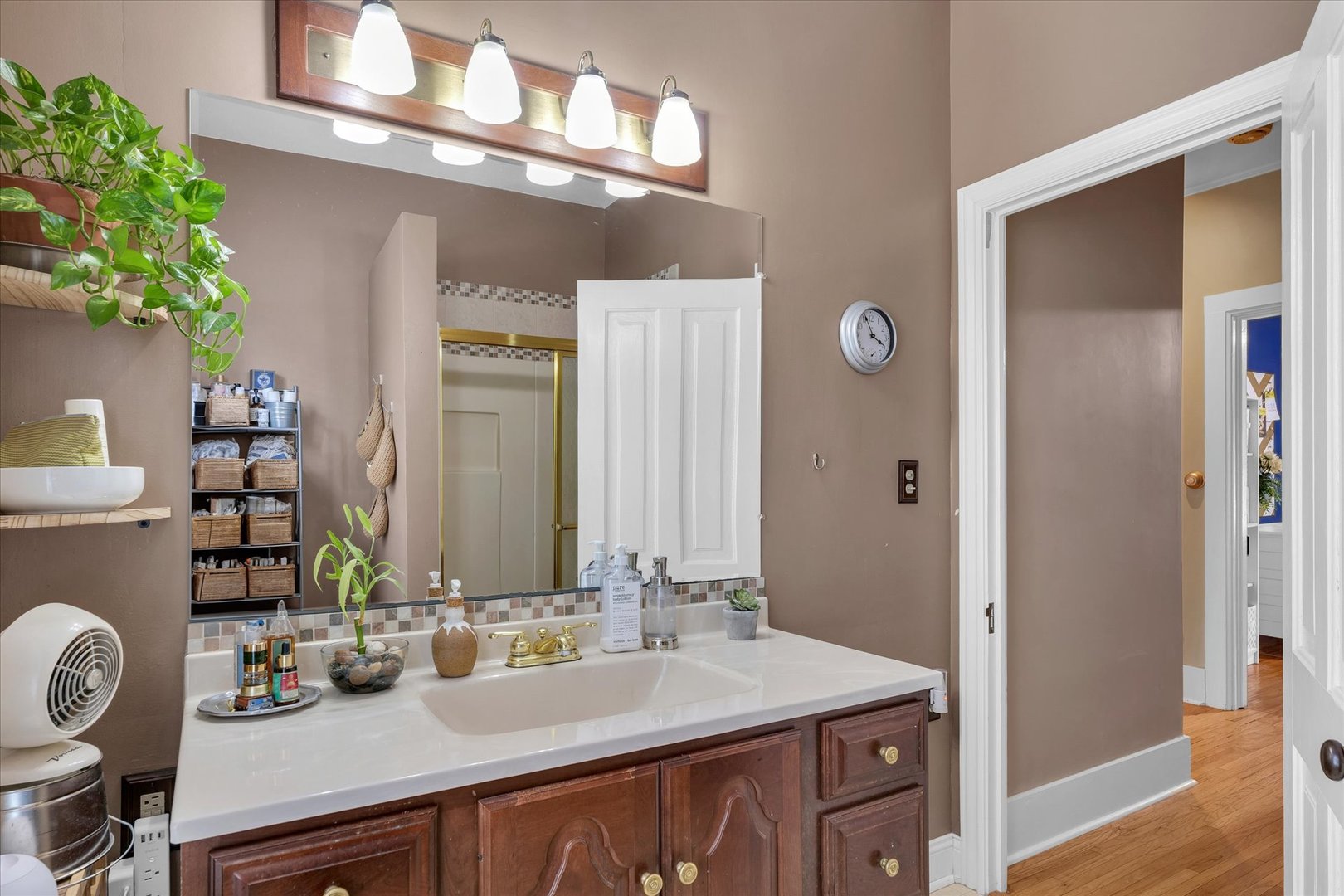 320 E Locust Street, Watseka, IL 60970