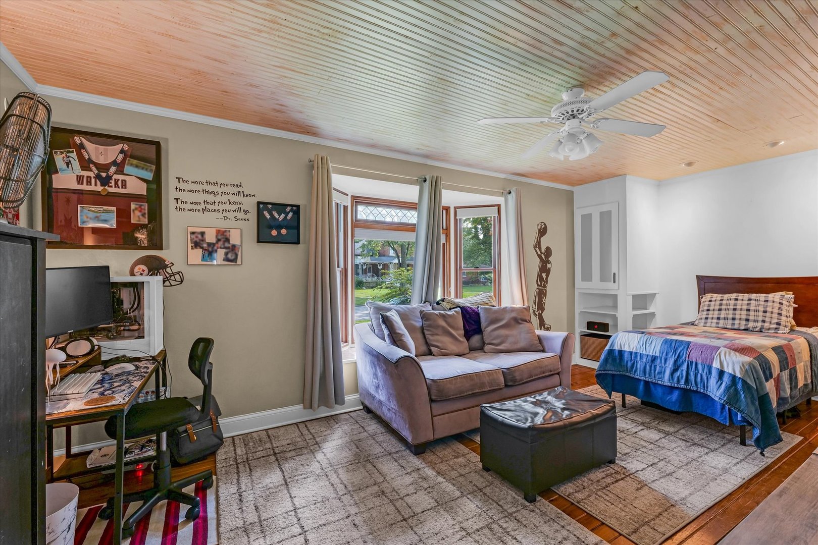 320 E Locust Street, Watseka, IL 60970