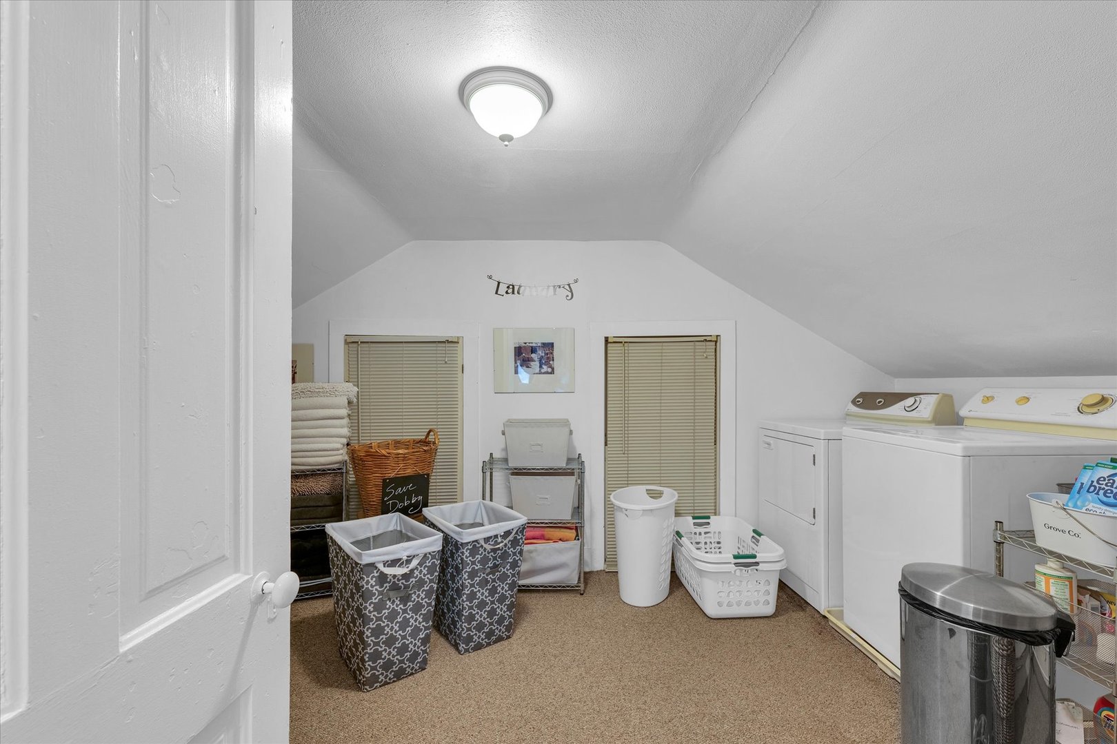 320 E Locust Street, Watseka, IL 60970