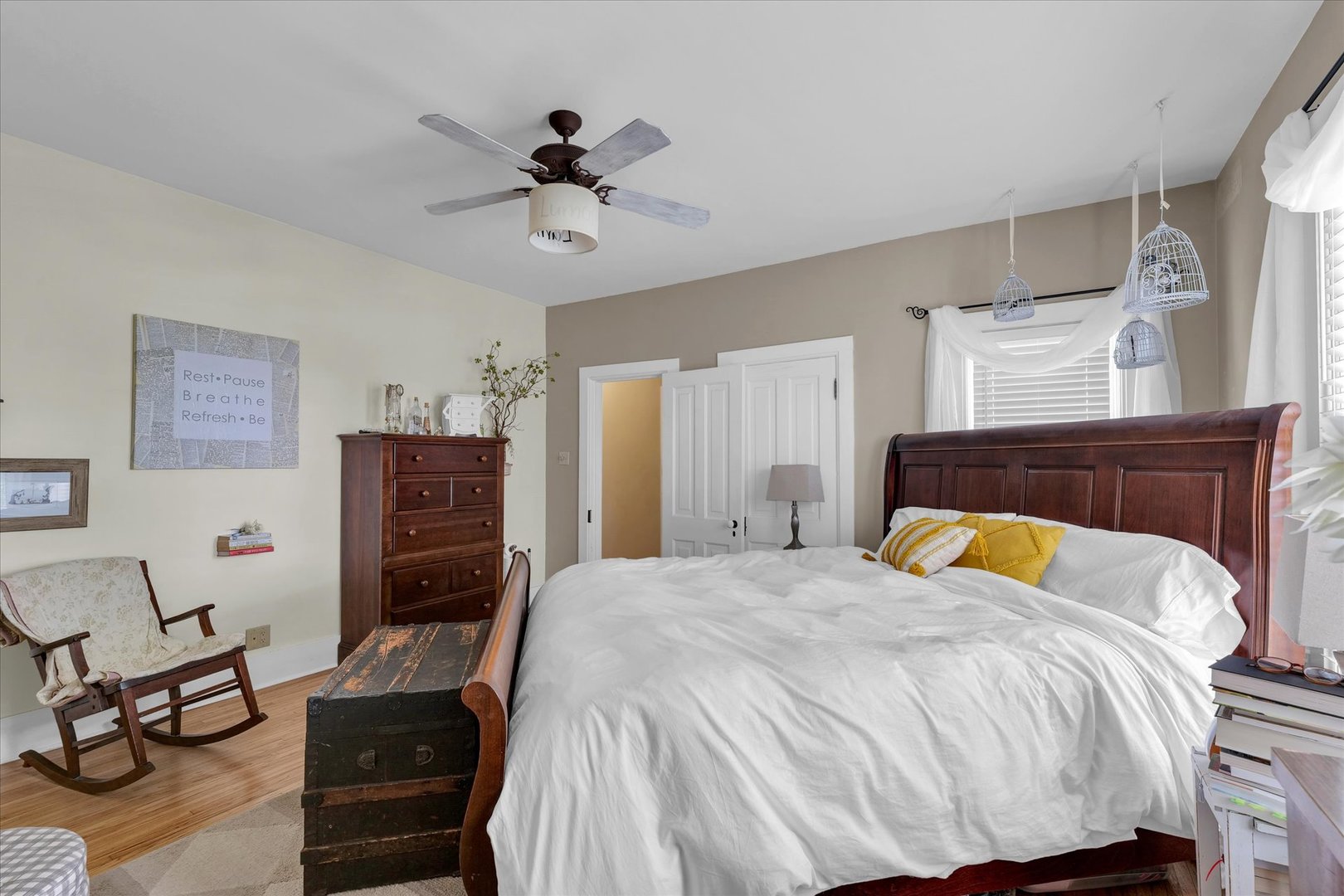 320 E Locust Street, Watseka, IL 60970